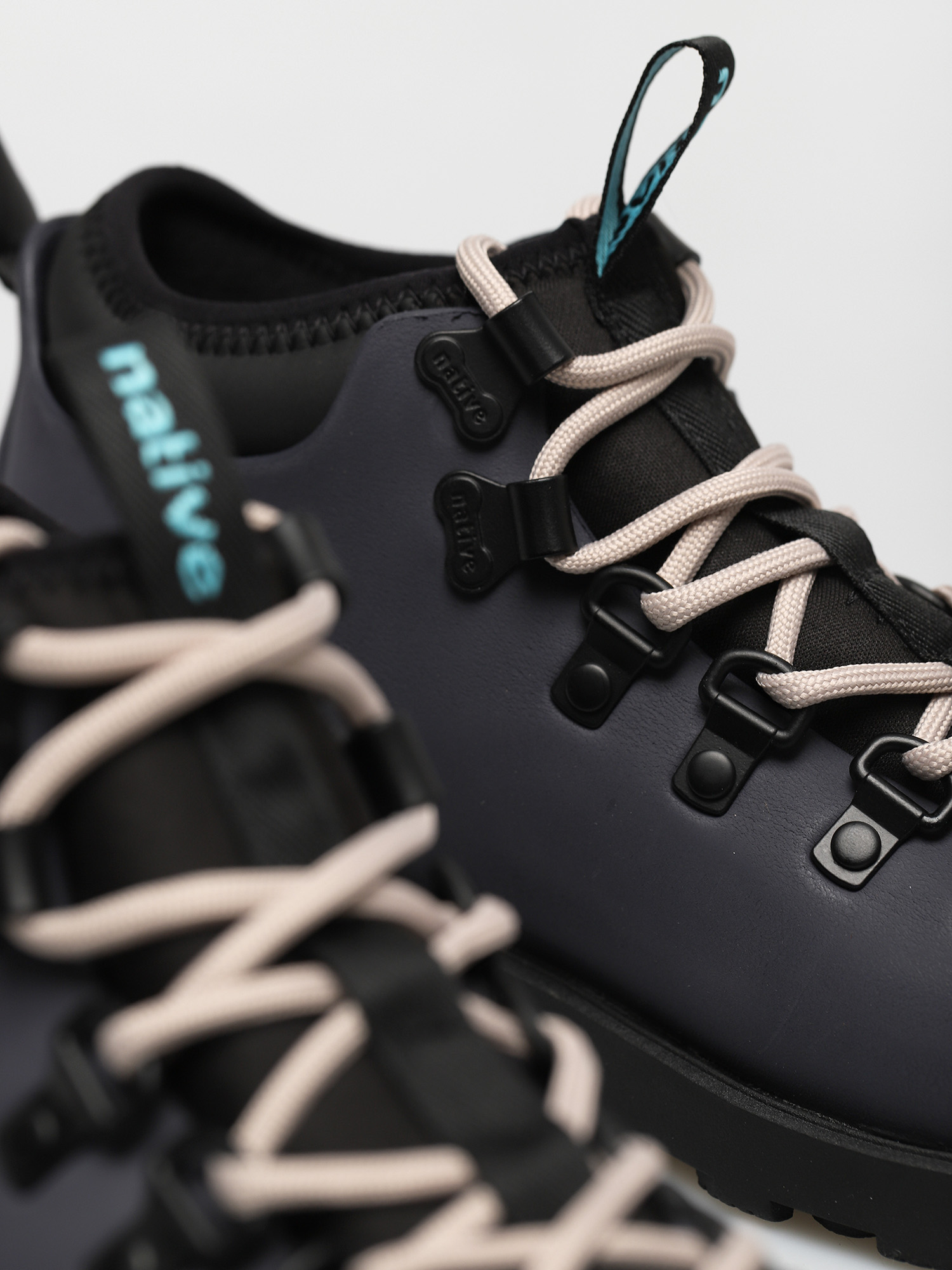 Native zimowe Fitzsimmons Citylite Shoes (onyx black/jiffy black/jiffy liner)