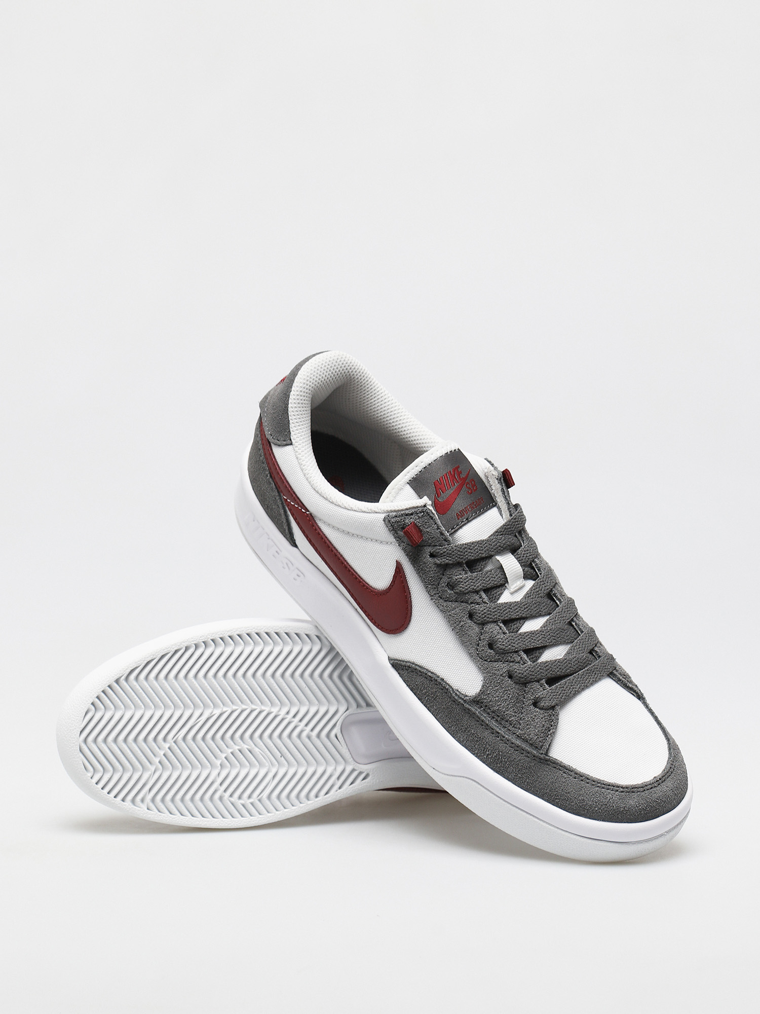 Nike SB Adversary Premium Shoes (iron grey/team red summit white white)