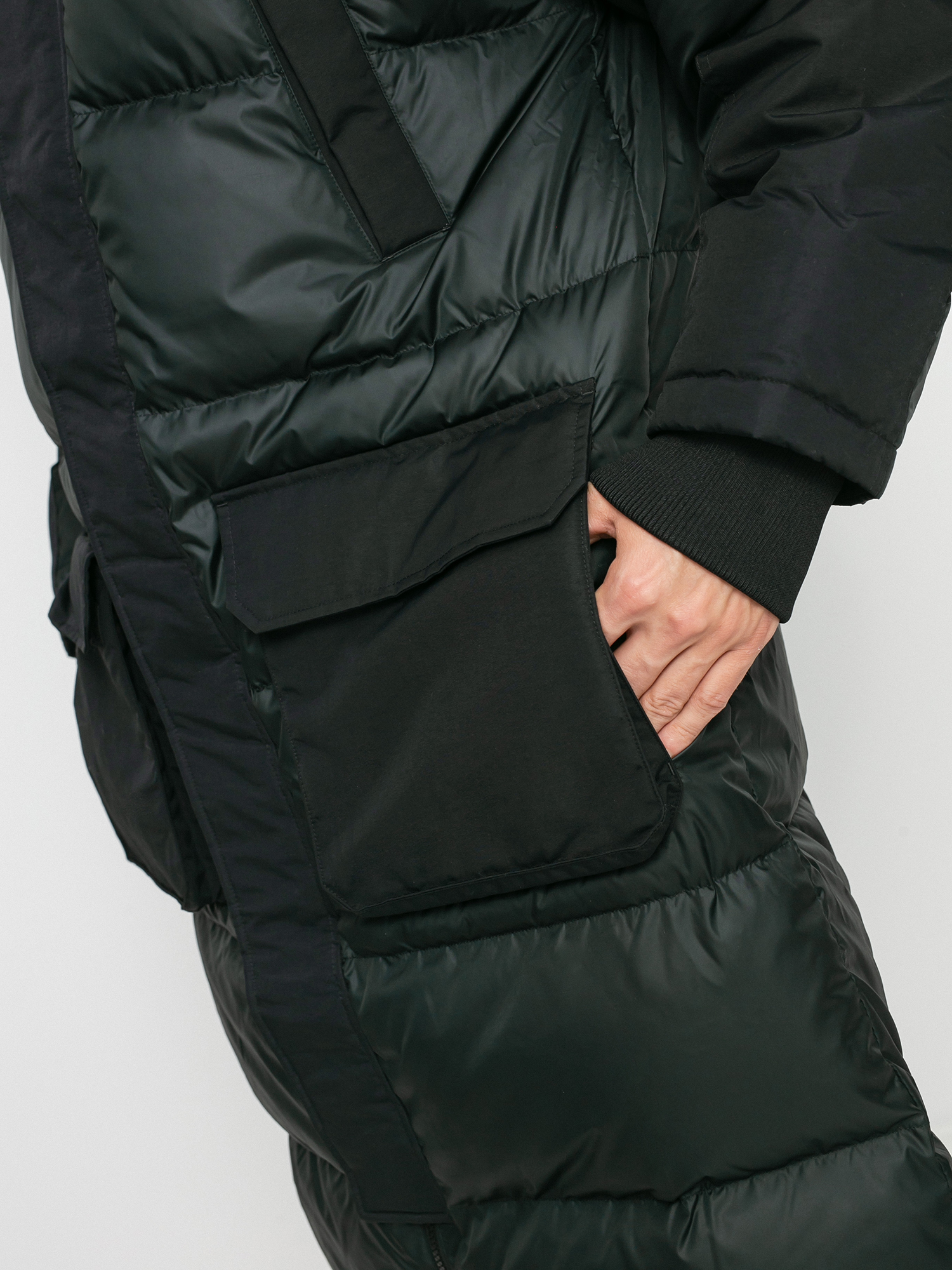 Converse Premium Long Down Jacket (black)