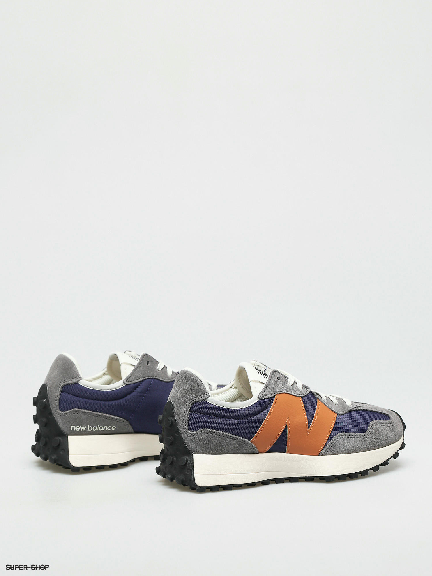 new balance 327 trainers in khaki and grey