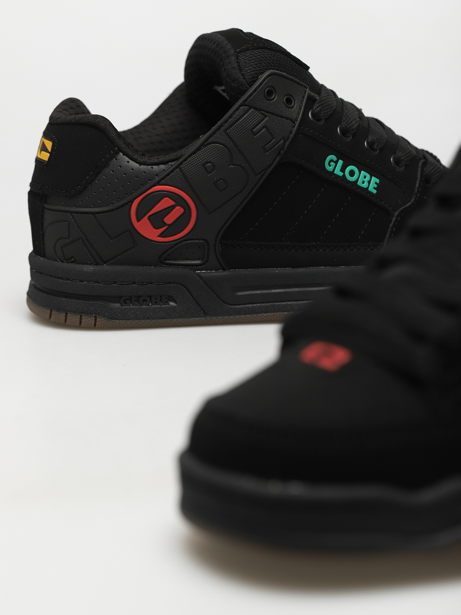 Globe Tilt Shoes (black rasta)