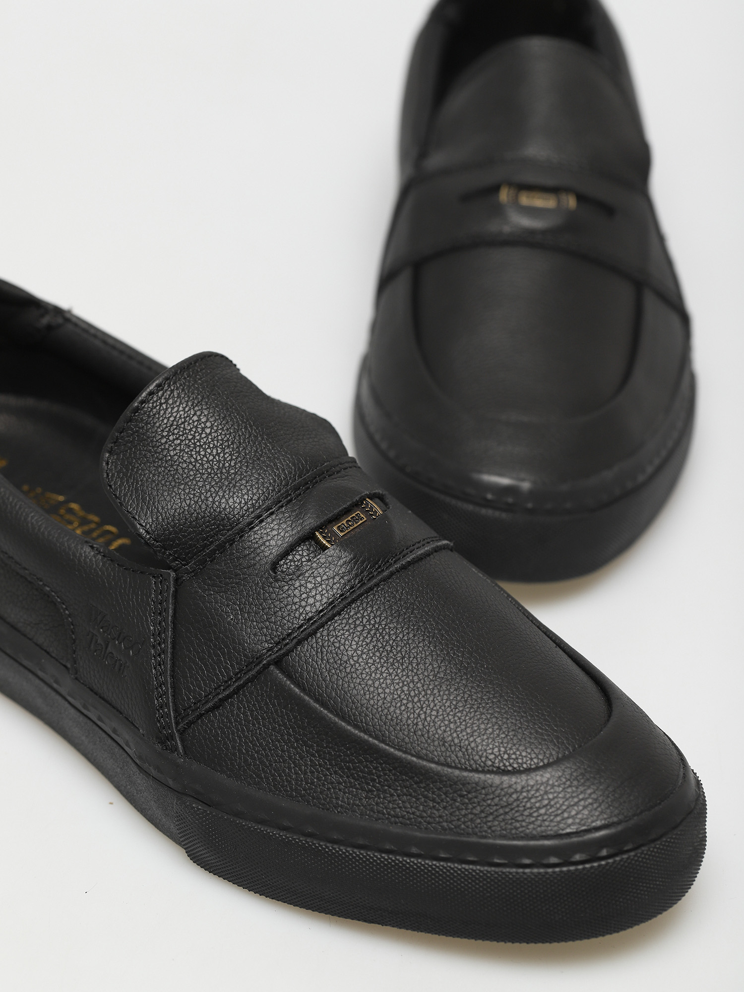 Globe Liaizon Shoes (black/wasted talent)