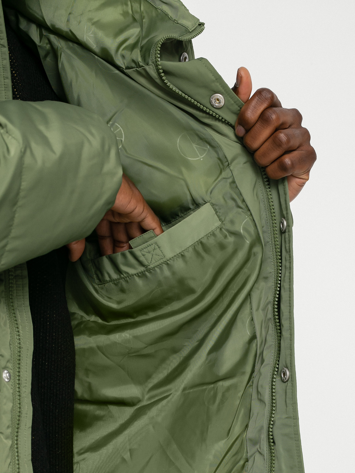 Polar Skate Hood Puffer Jacket (light olive)