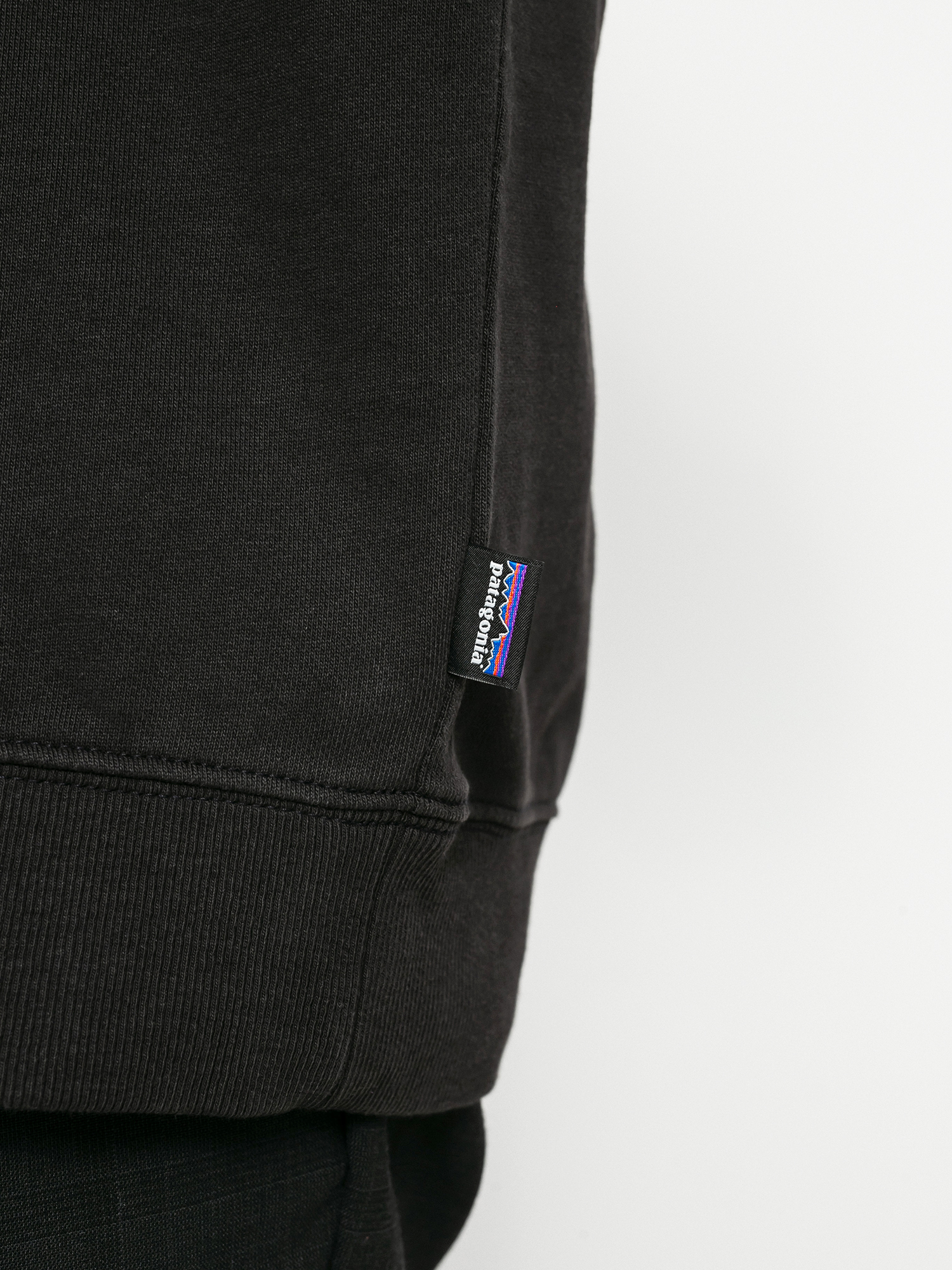 patagonia sweatshirt black