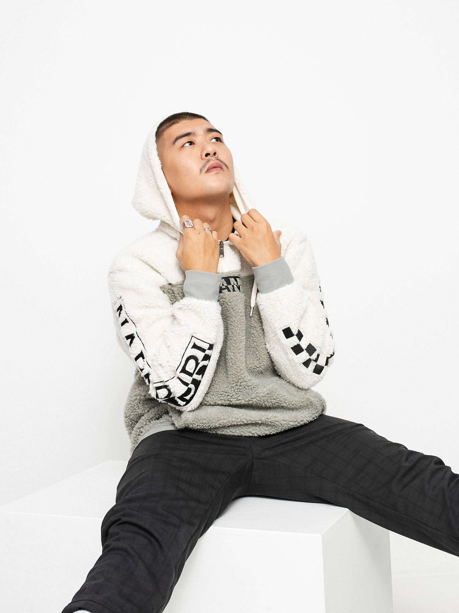 Vans X Napapijri HD Hoodie (antique white sherpa)