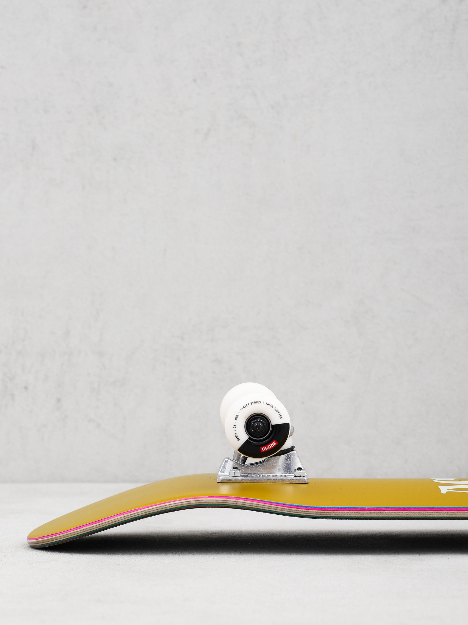 Globe G1 Act Now Skateboard (mustard)