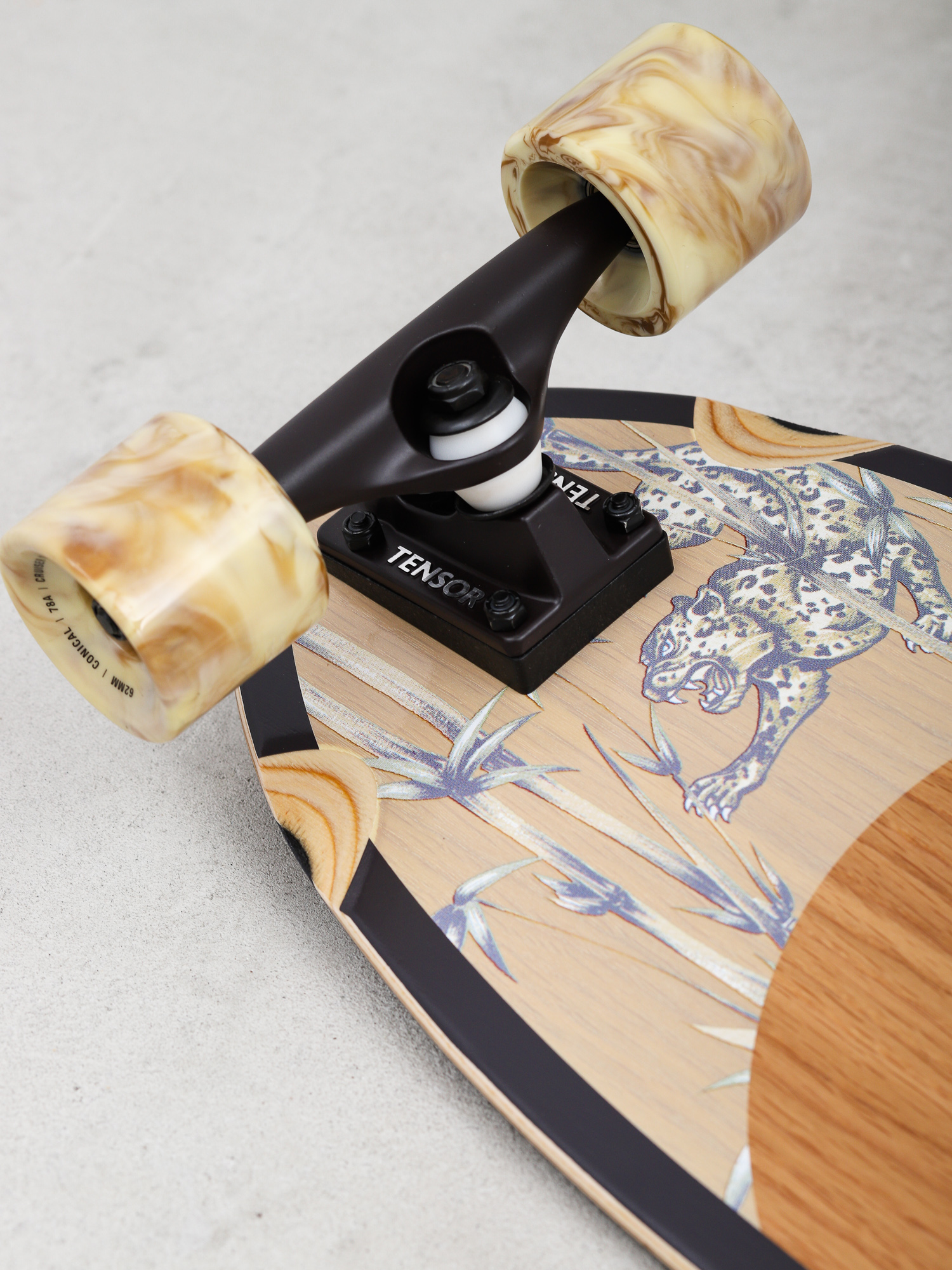 Globe Chromantic Cruiser (white oak/jaguar)