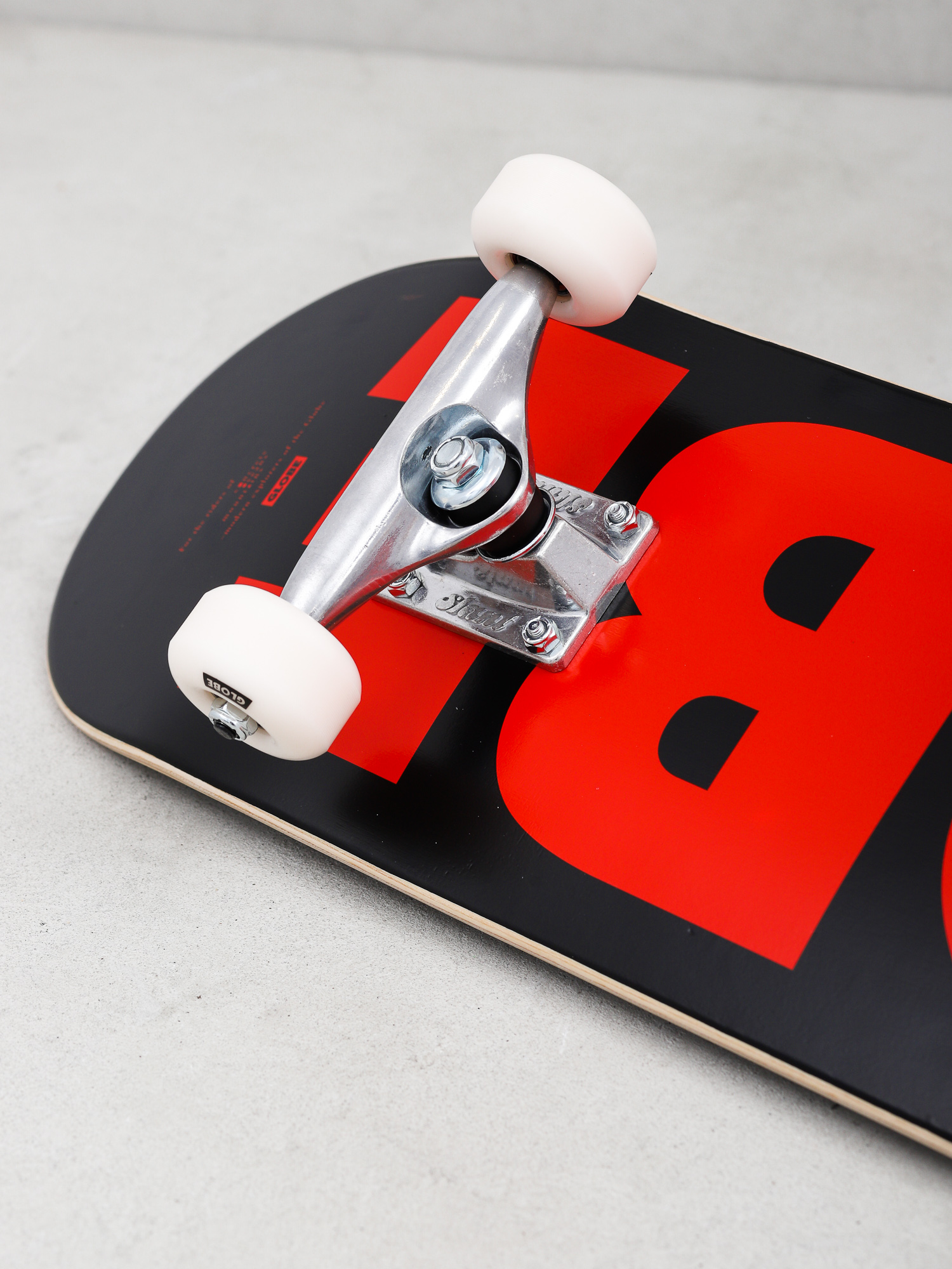 Globe G0 Fubar Skateboard (black/red)