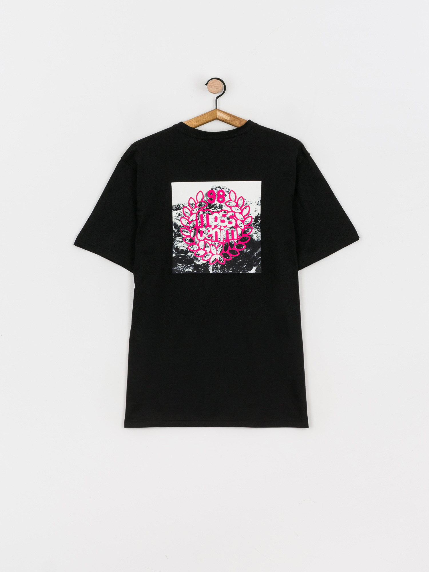 MassDnm Peak T-shirt (black)