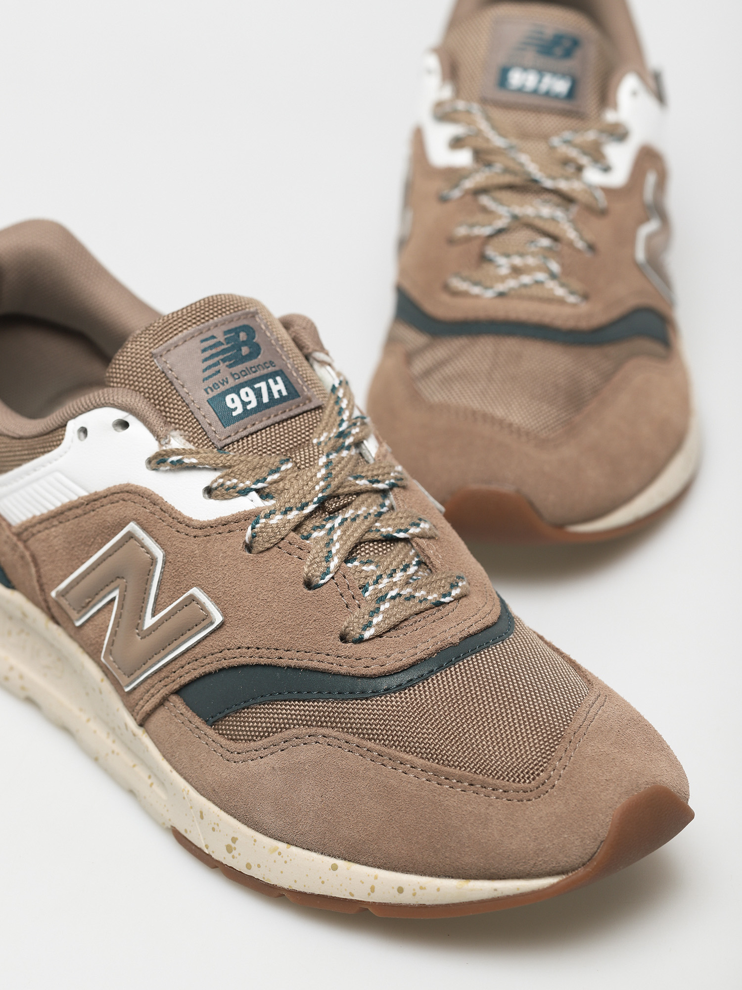 new balance 997 hep brown