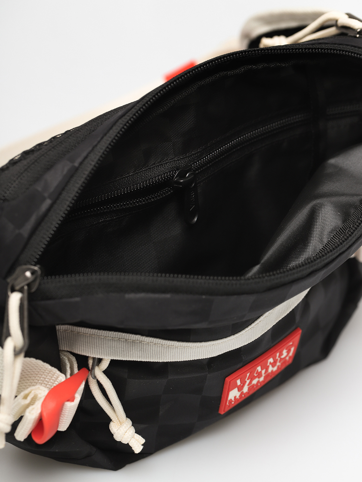 Vans X Napapijri Survey Cross Body Bum bag (black check)