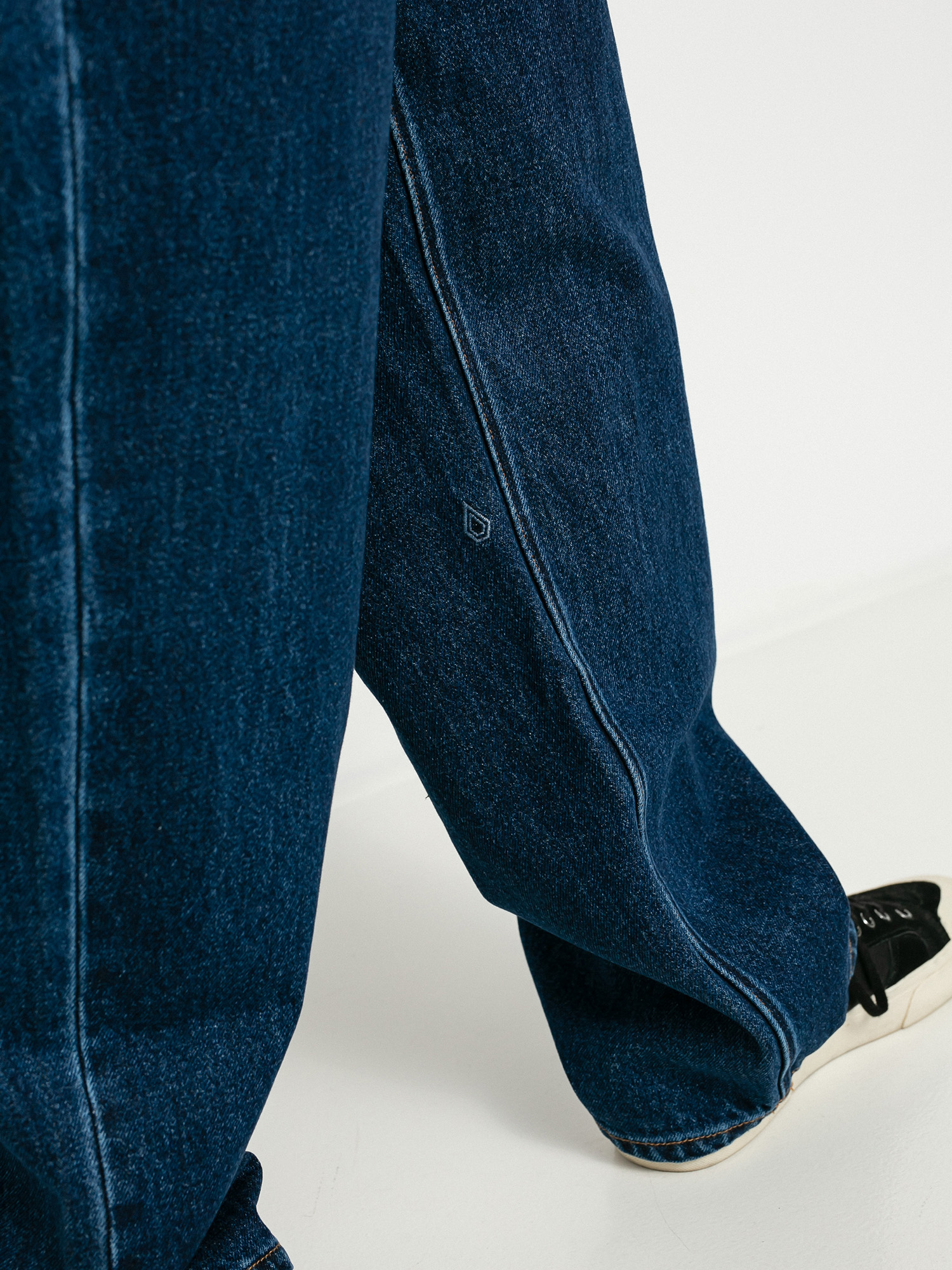 Volcom Louie Lopez Tapered Denim Pants (blue rinse)