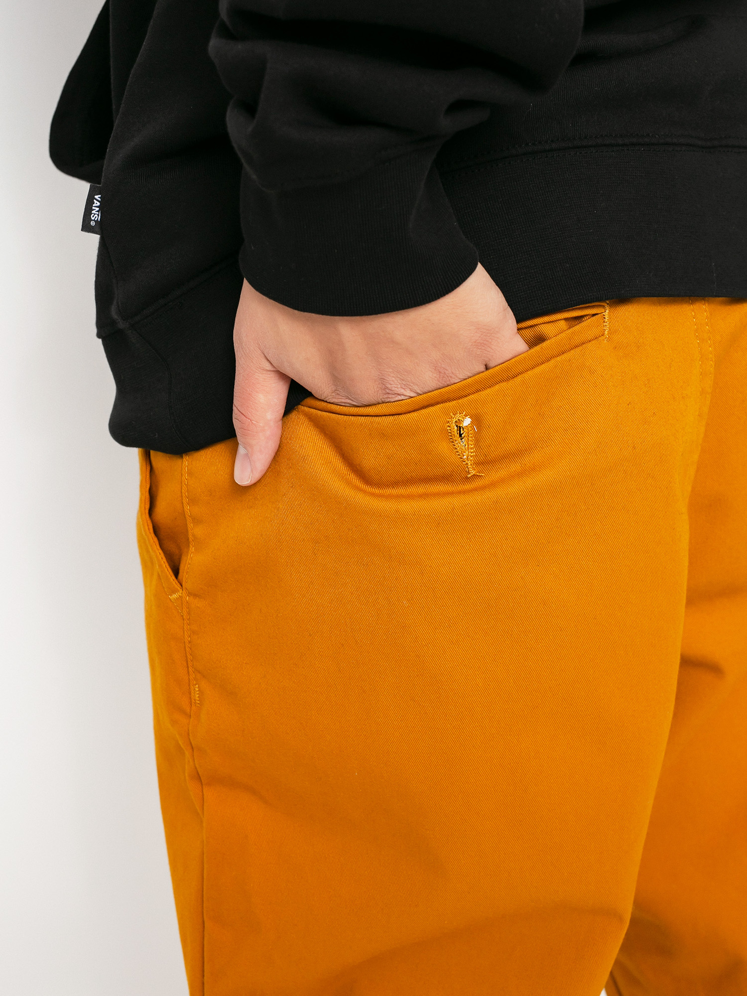 Vans Authentic Chino Loose Pants (buckthorn brown)
