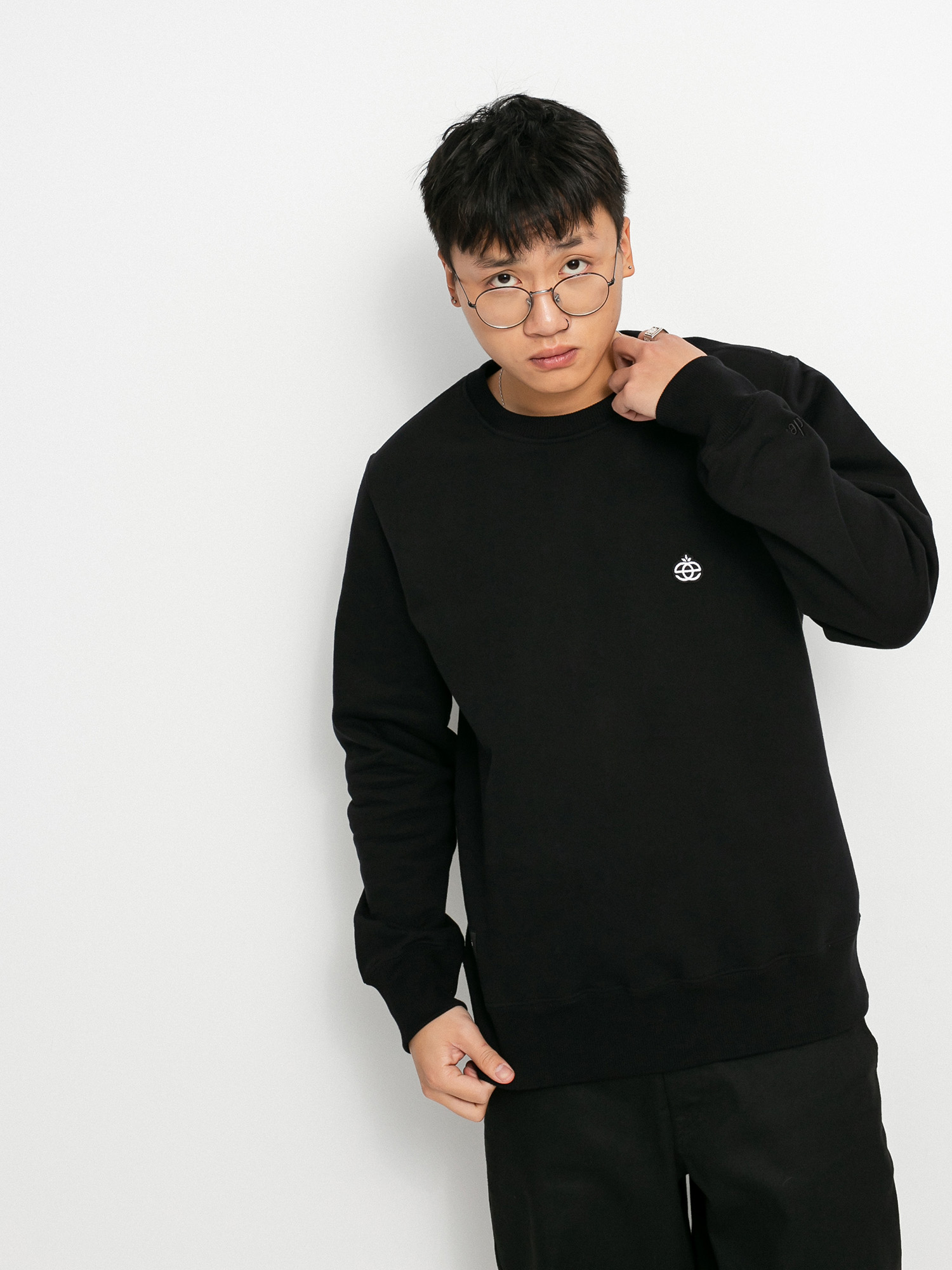 icon logo sweatshirt