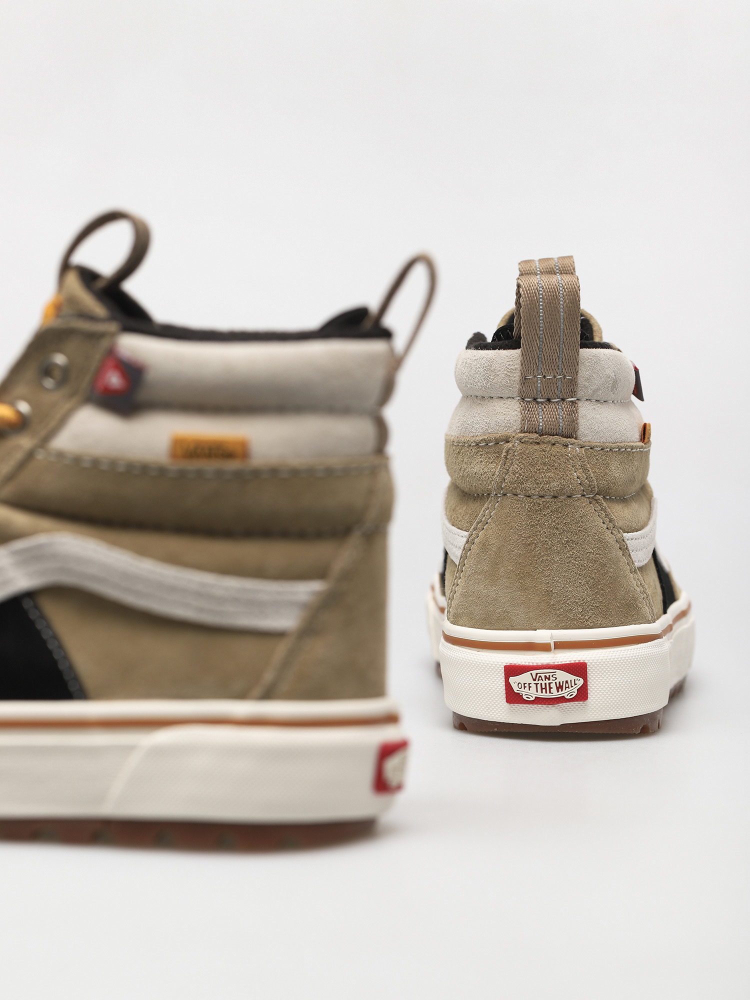 Vans Sk8 Hi MTE 2 Shoes (khaki/black)