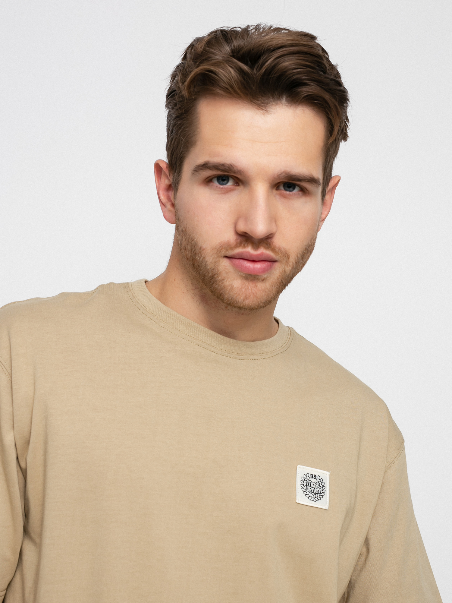 MassDnm Patch T-Shirt (beige)