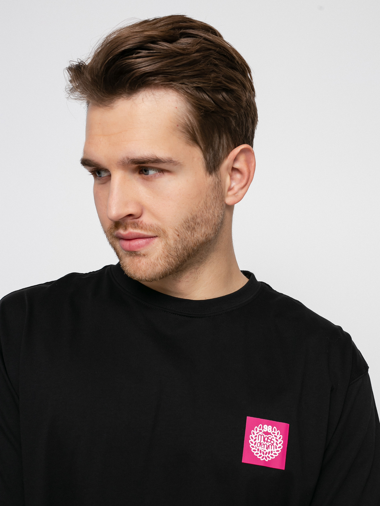 MassDnm Peak T-shirt (black)