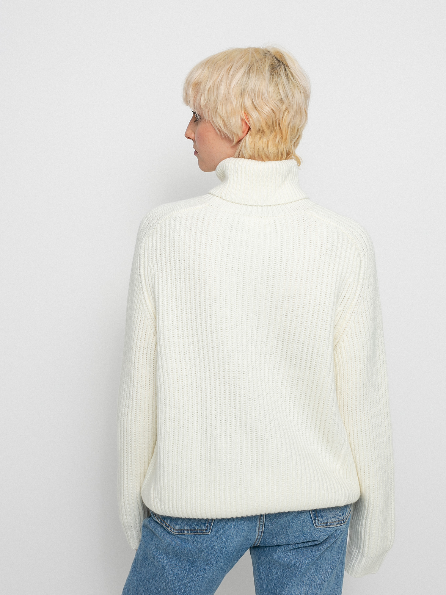 carhartt wip turtleneck