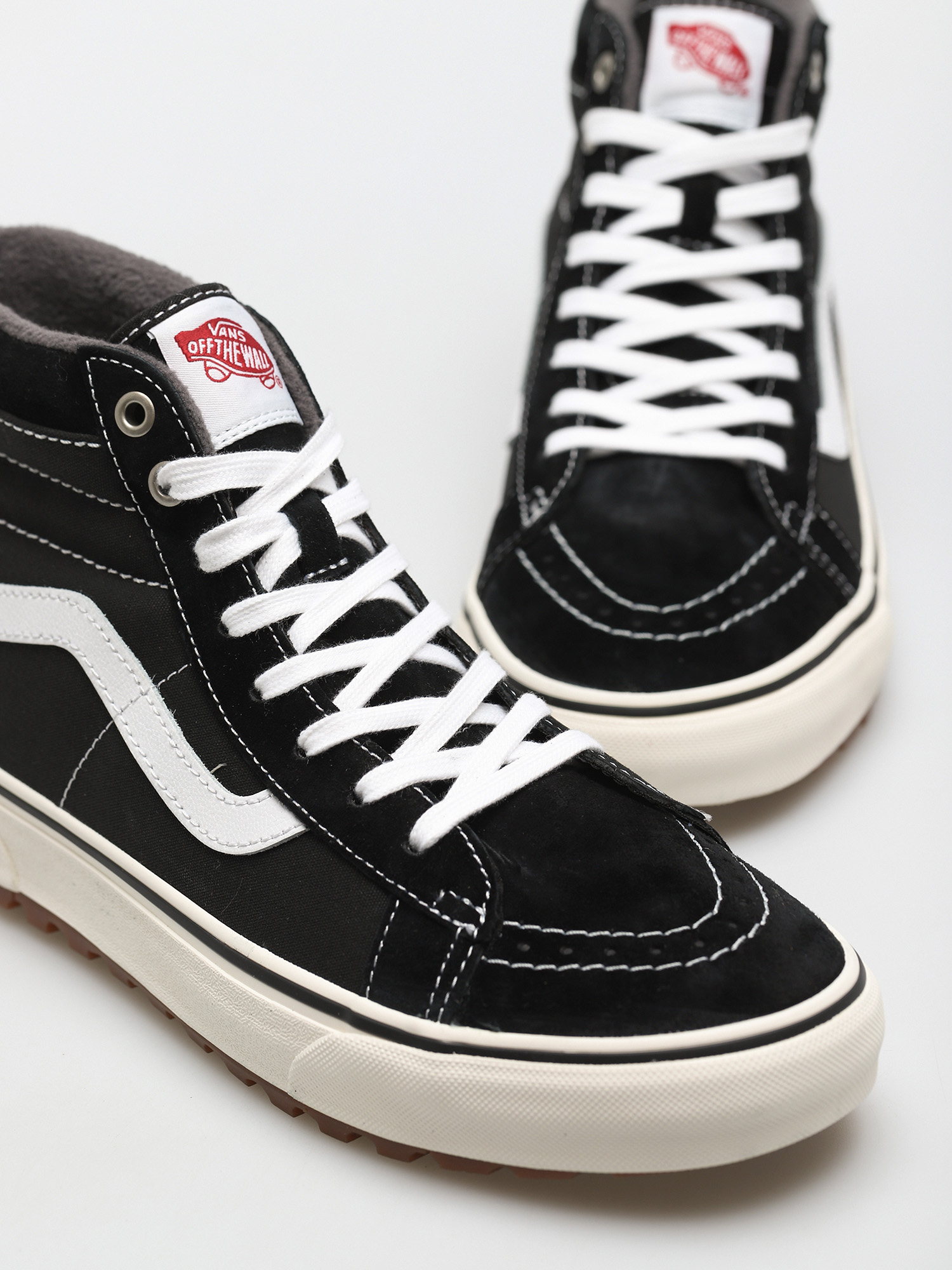 Vans Sk8 Hi MTE 1 Schuhe (black/true white)