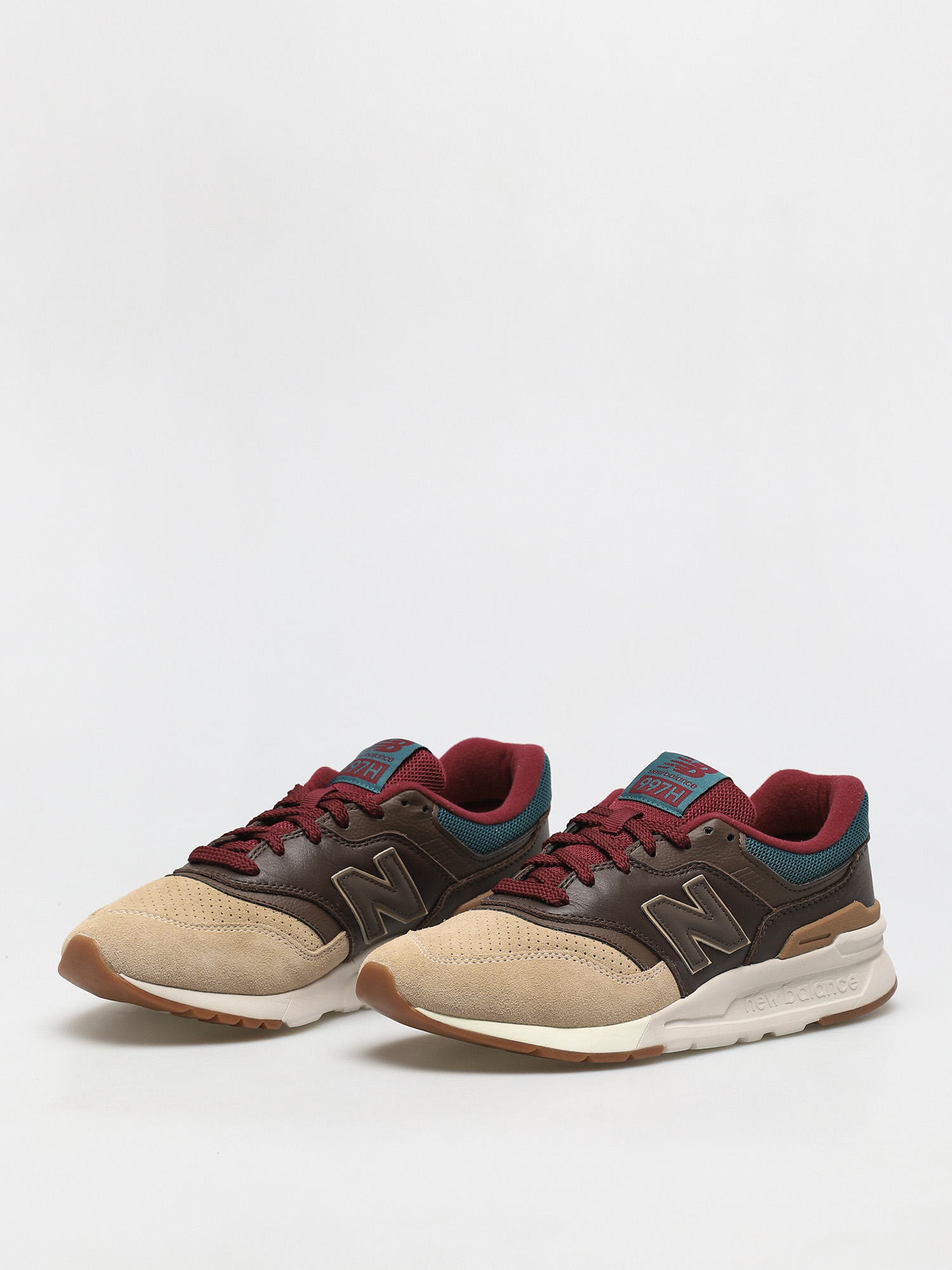 New Balance 997 Shoes (brown)
