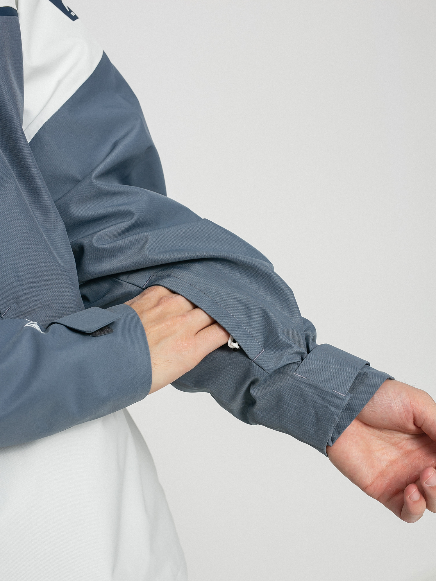 Mens Burton Gore Tex Pillowline Anorak Snowboard jacket (stout white/folkstone gray)