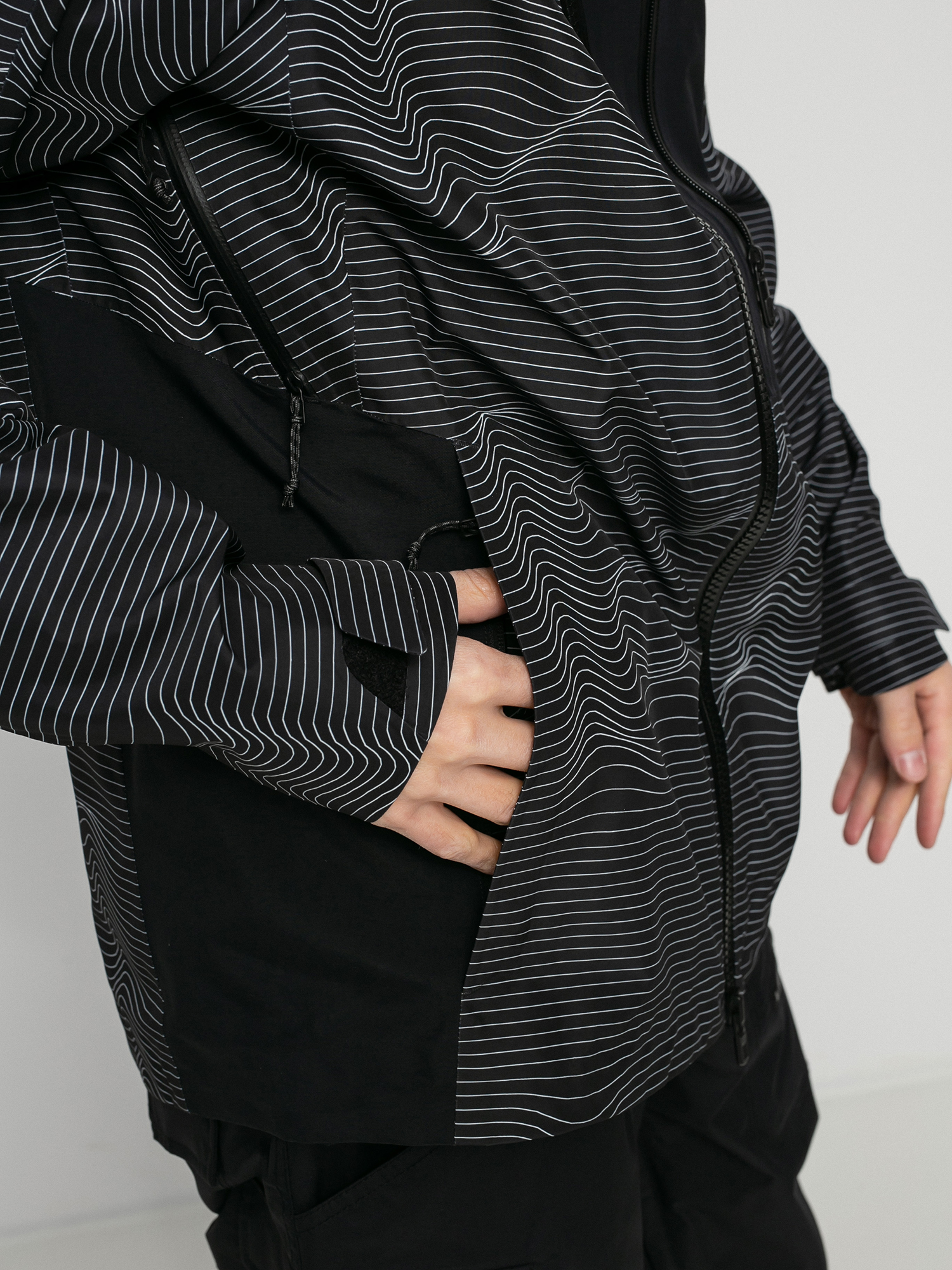 Mens Burton Ak Gore Tex Cyclic Snowboard jacket (logo lines)