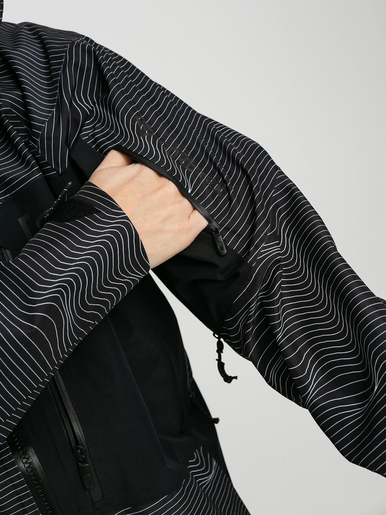 Mens Burton Ak Gore Tex Cyclic Snowboard jacket (logo lines)