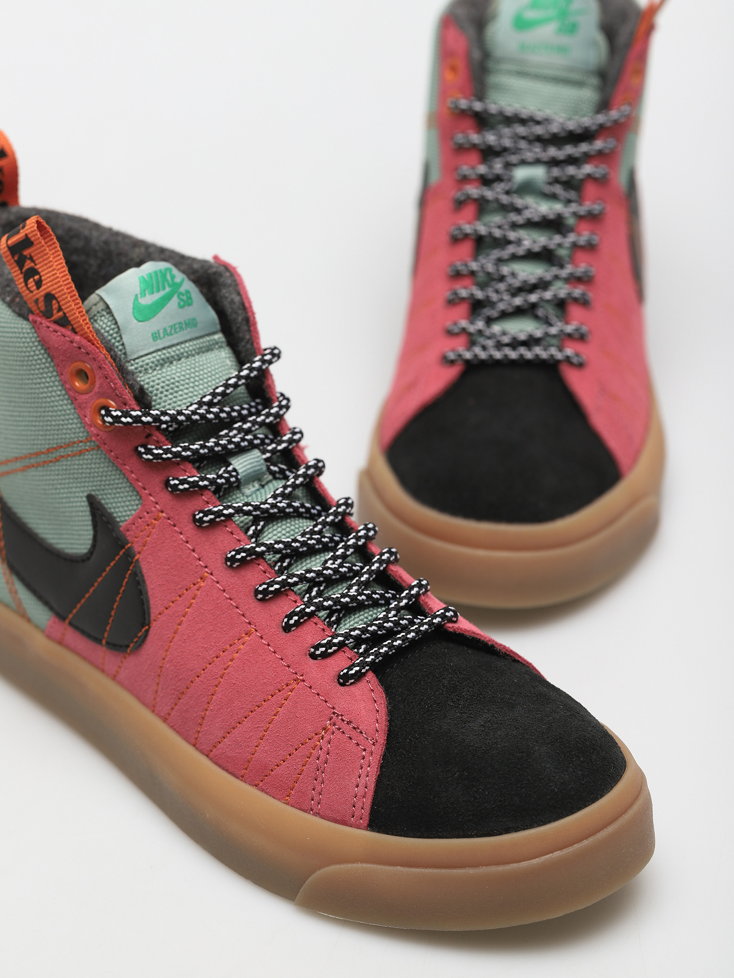 Nike SB Zoom Blazer Mid Premium Shoes (jade smoke/black white sport spice)