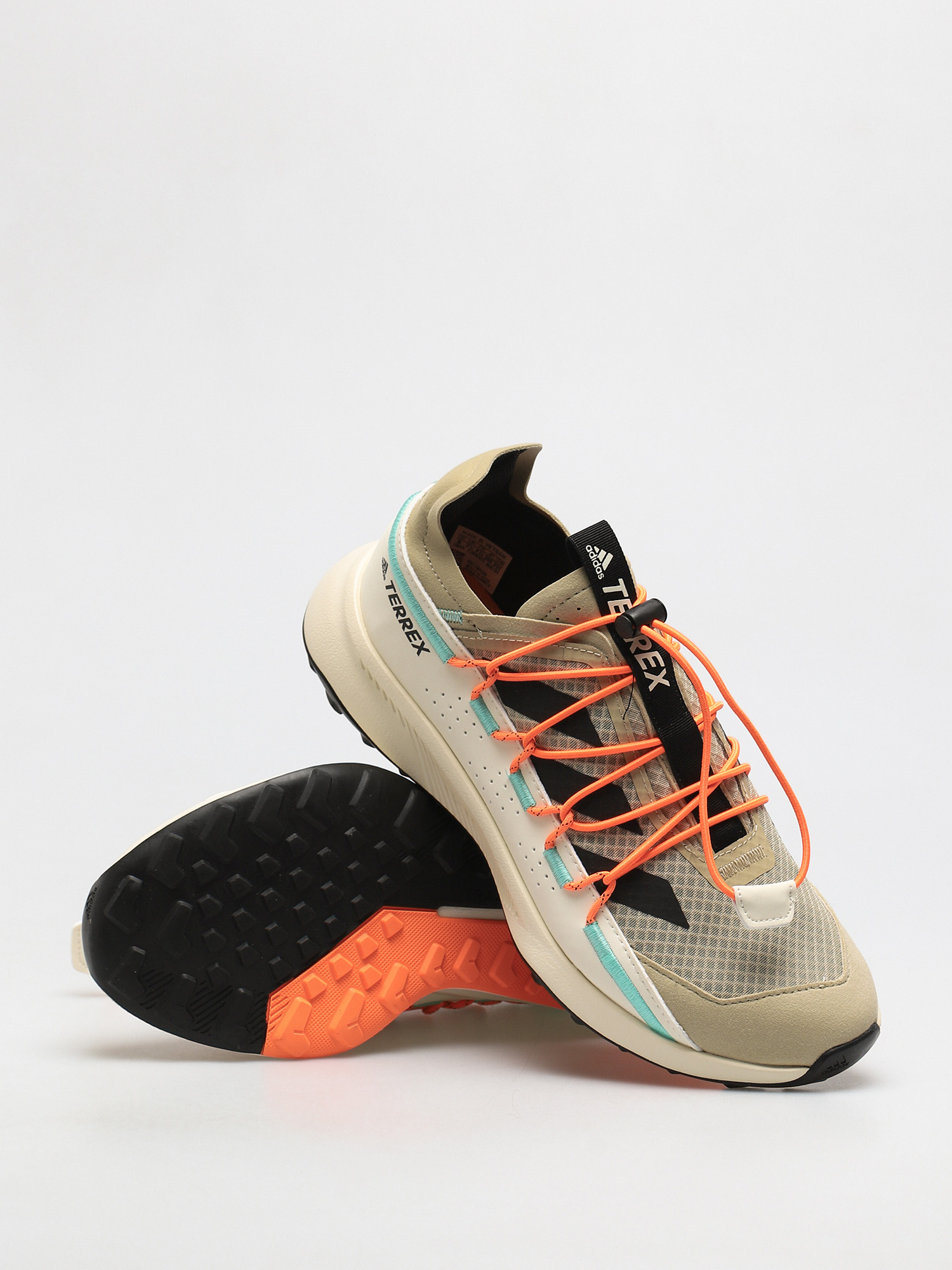 adidas Originals Terrex Voyager 21 Shoes (savann/cblack/scrora)