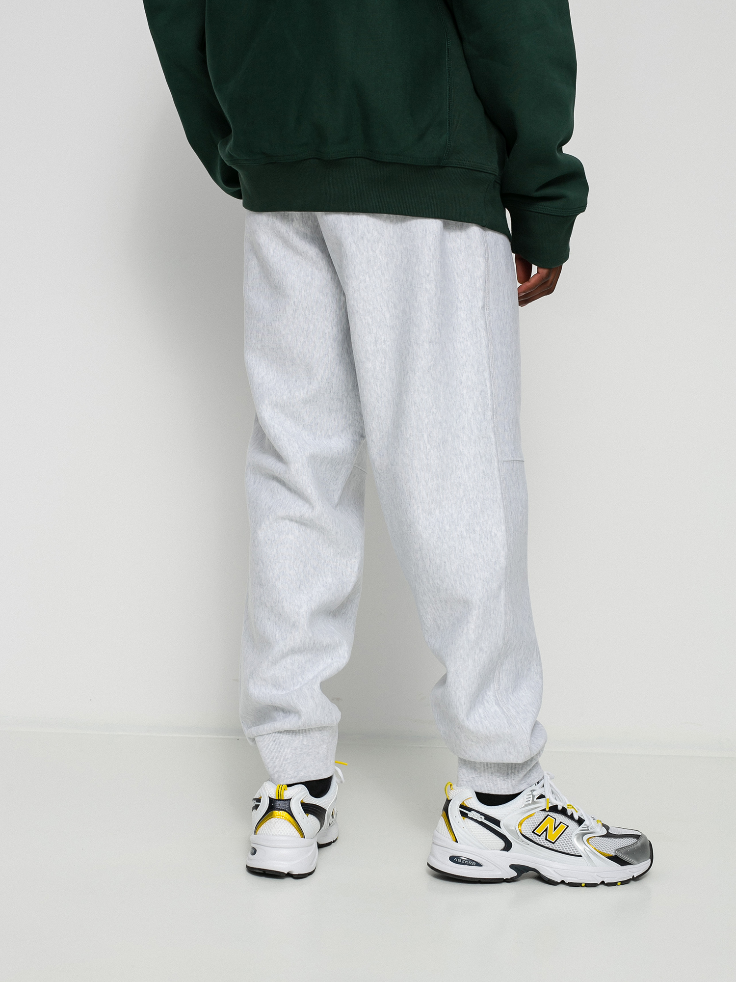 Carhartt WIP American Script Jogging Pants (ash heather)