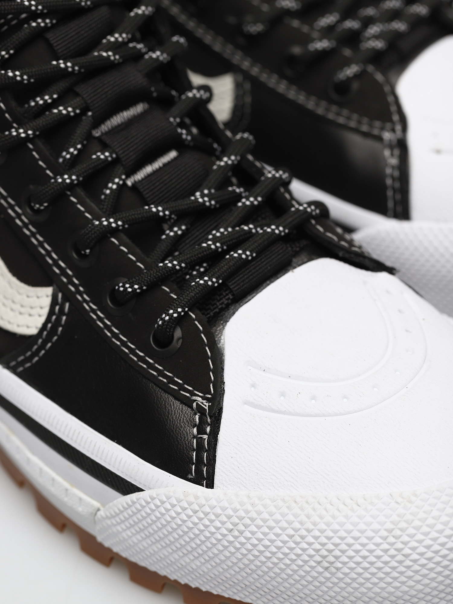 Vans Sk8 Hi Gore Tex MTE 3 Shoes (black/marshmallow)