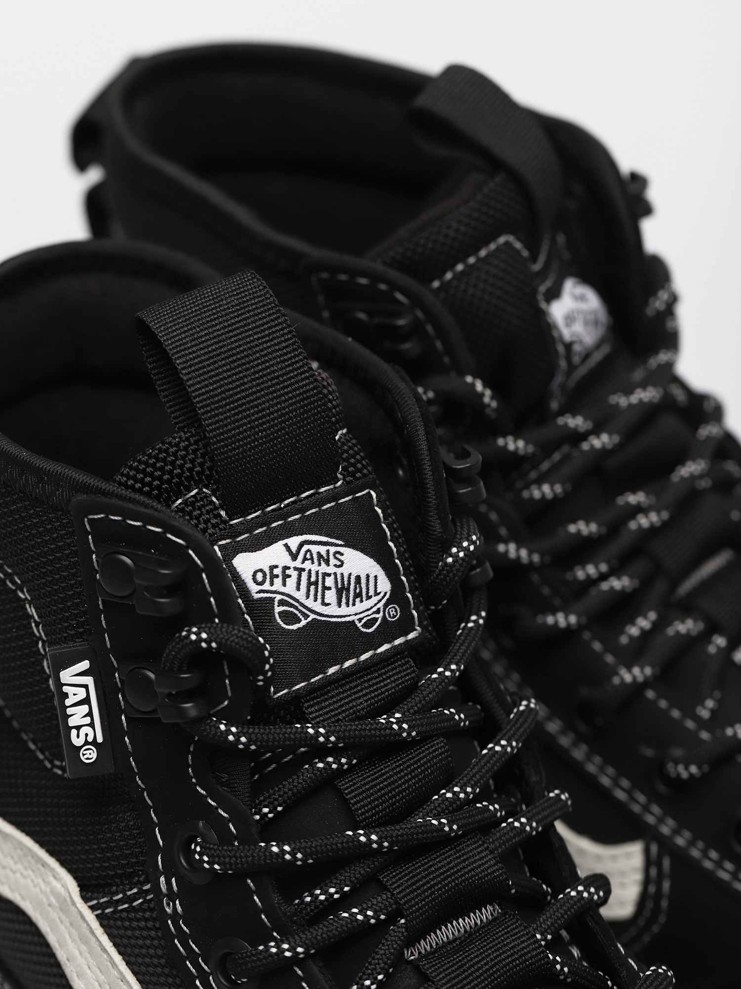 Vans Sk8 Hi Gore Tex MTE 3 Shoes (black/marshmallow)