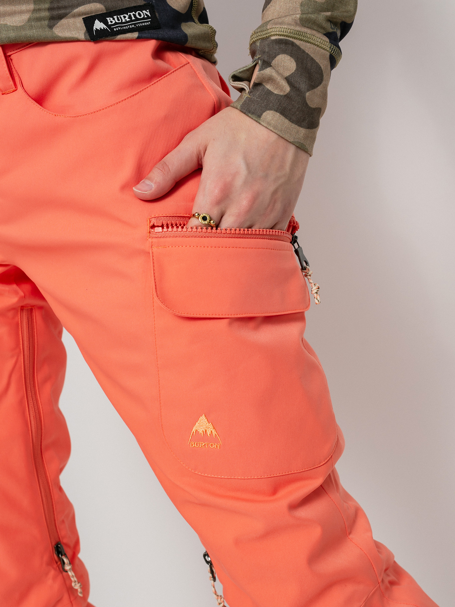 Womens Burton Gloria Insulated Snowboard pants (persimmon)