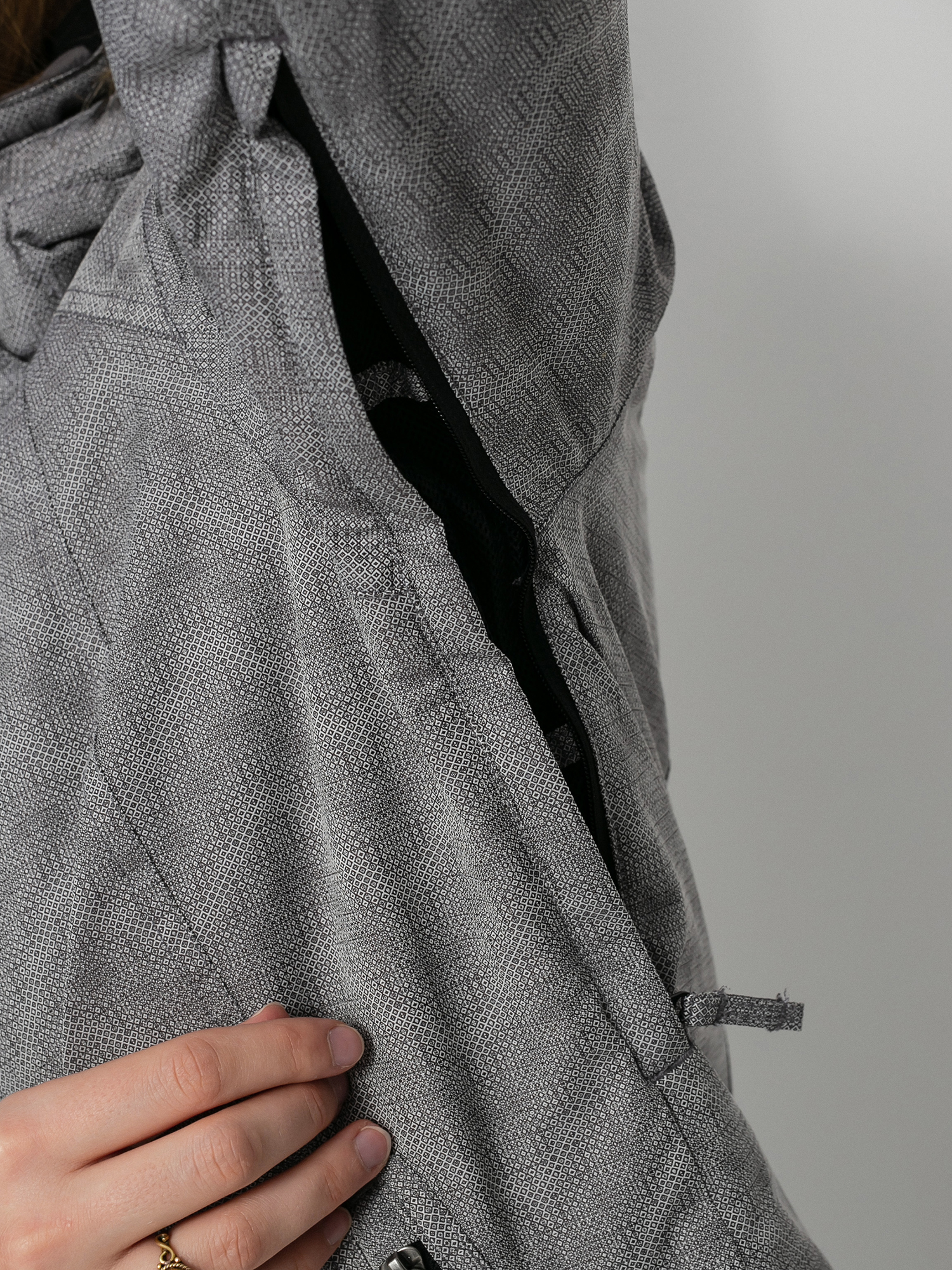 Womens Roxy Meade Snowboard jacket (true black/white)