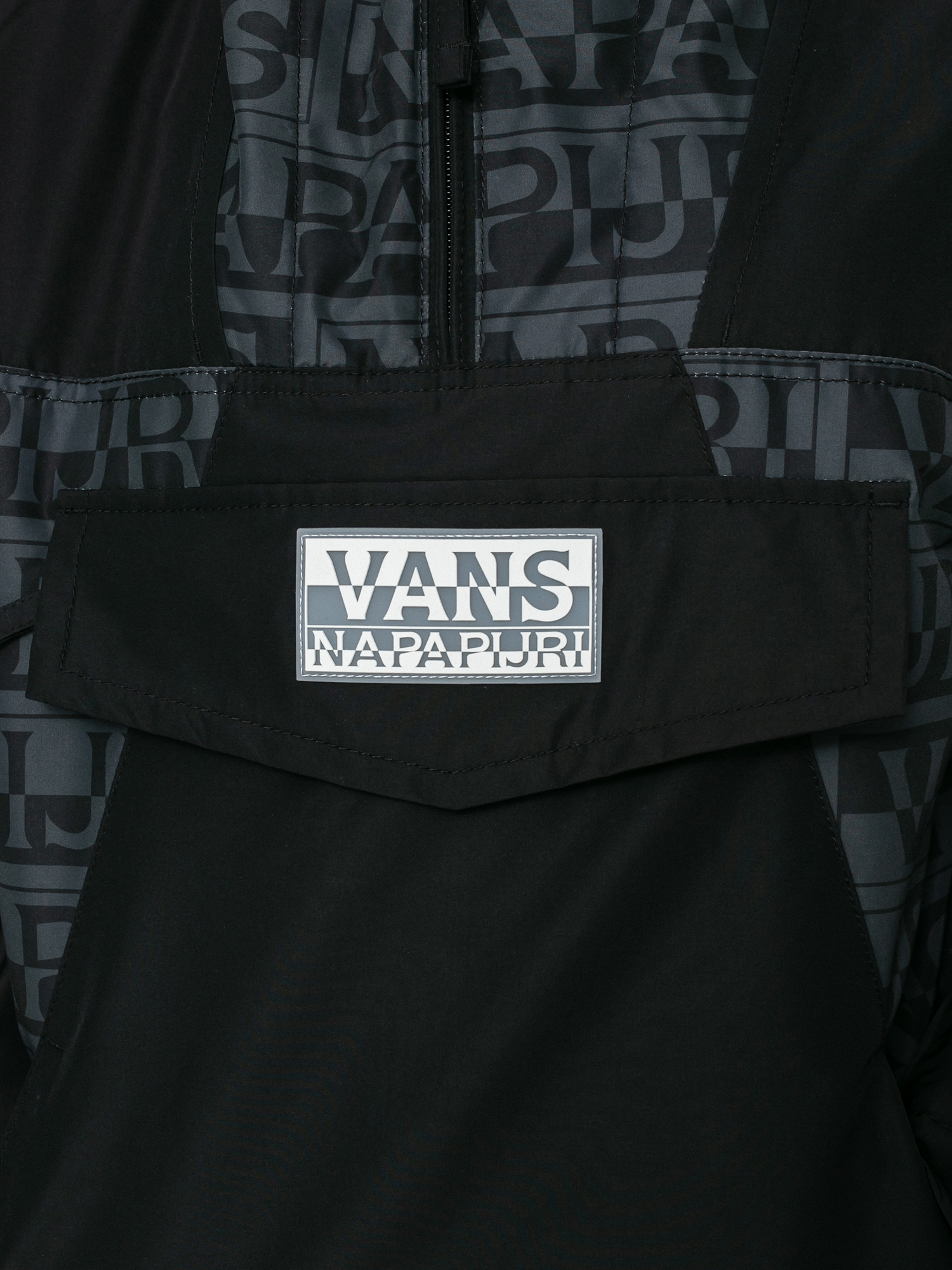 Vans X Napapijri Anorak Jacket Wmn (black)