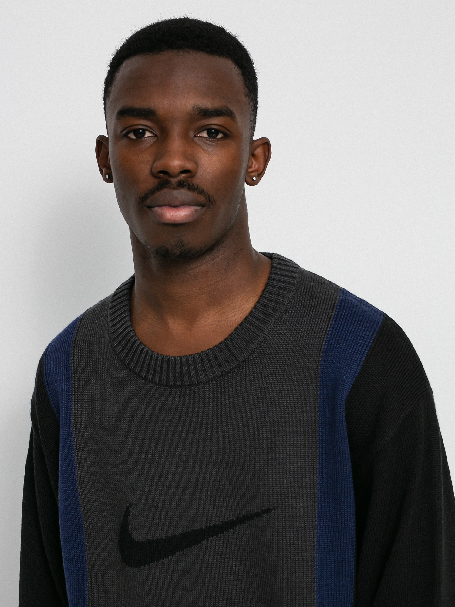 Nike SB Sweater Pulli (black/dk smoke grey/midnight navy/black)