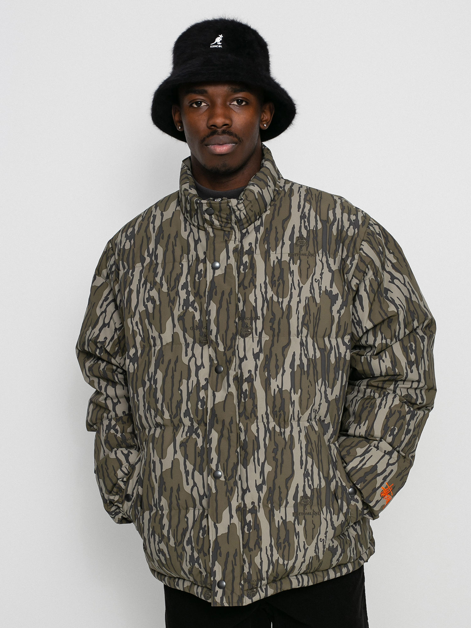 Stussy Mossy Oak Down Puffer Jacket (camo)