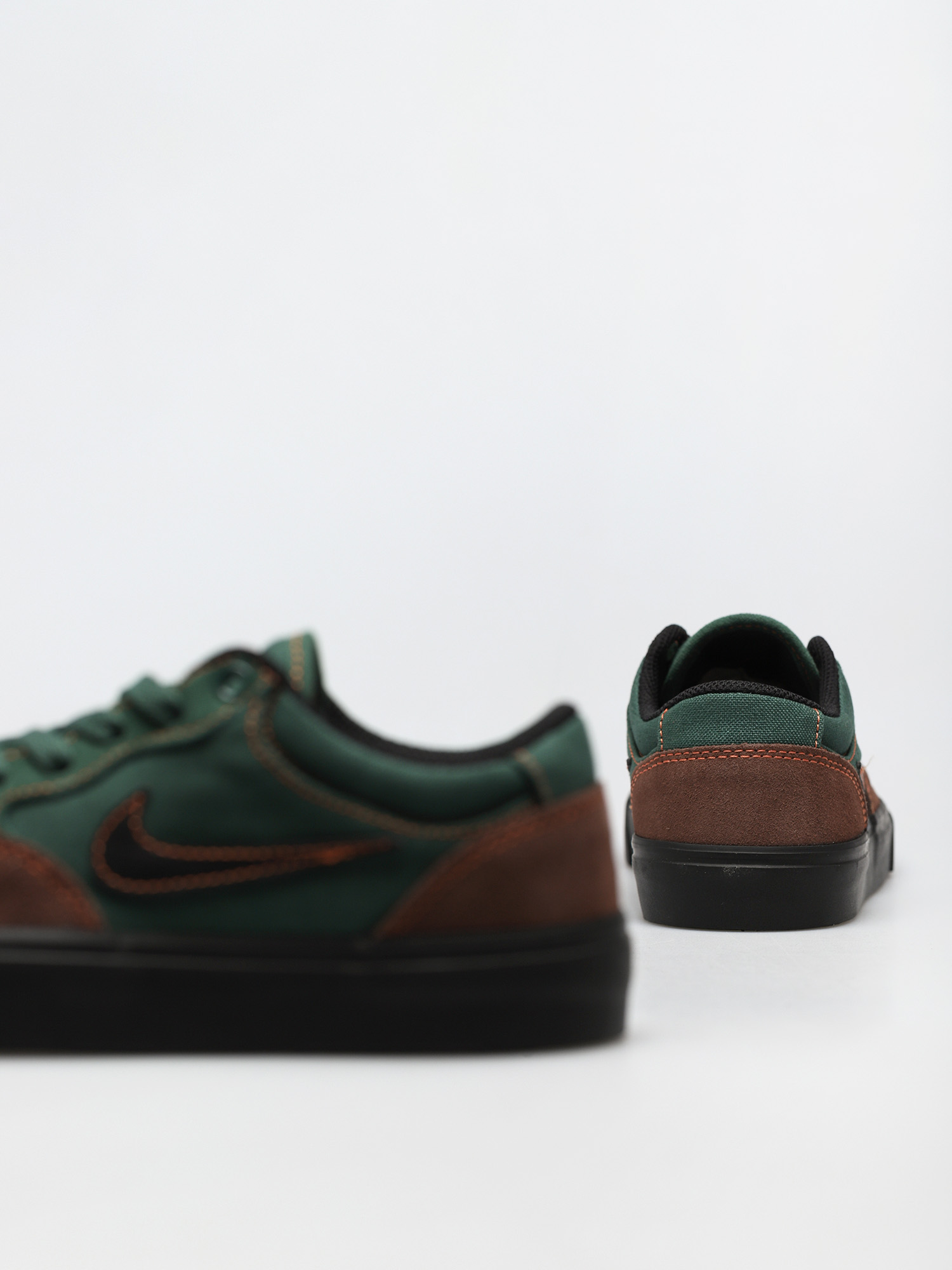 Nike SB Chron 2 Shoes (lt chocolate/black noble green)