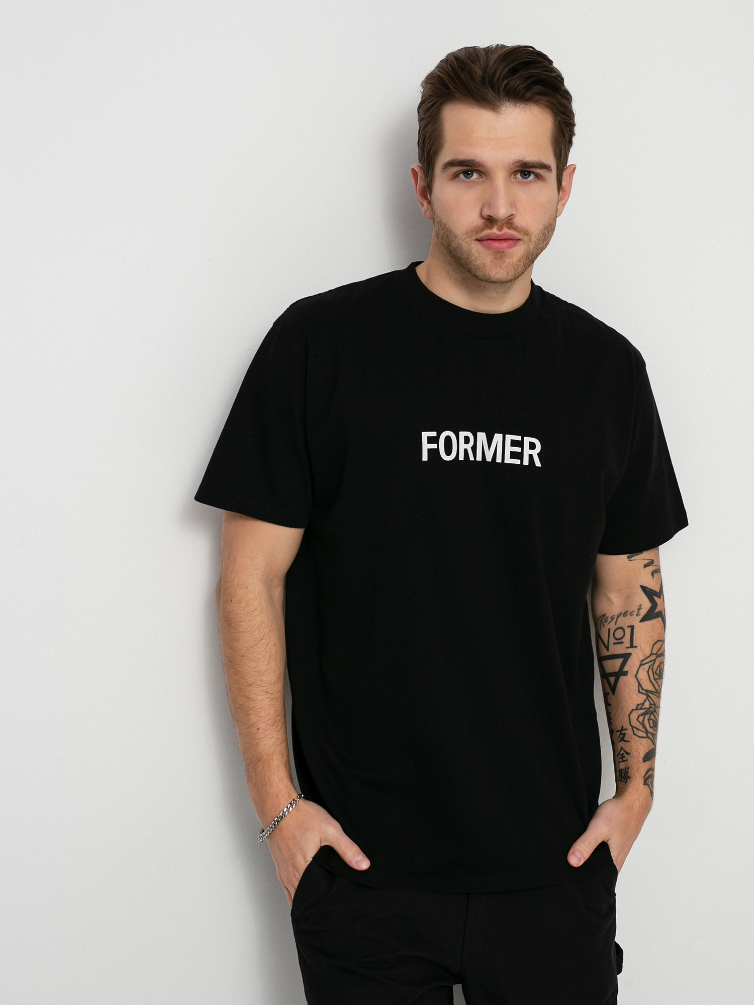 Former Legacy T-shirt (black)