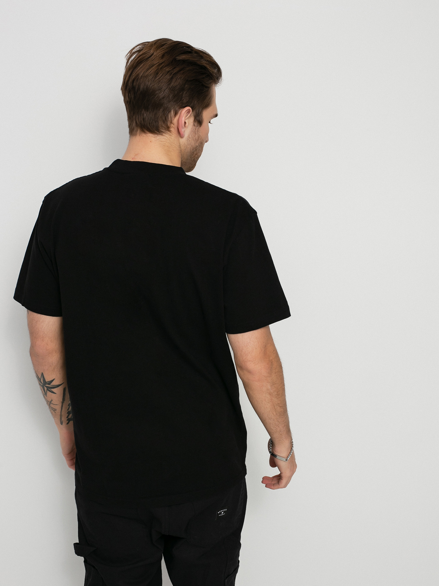 Former Legacy T-shirt (black)