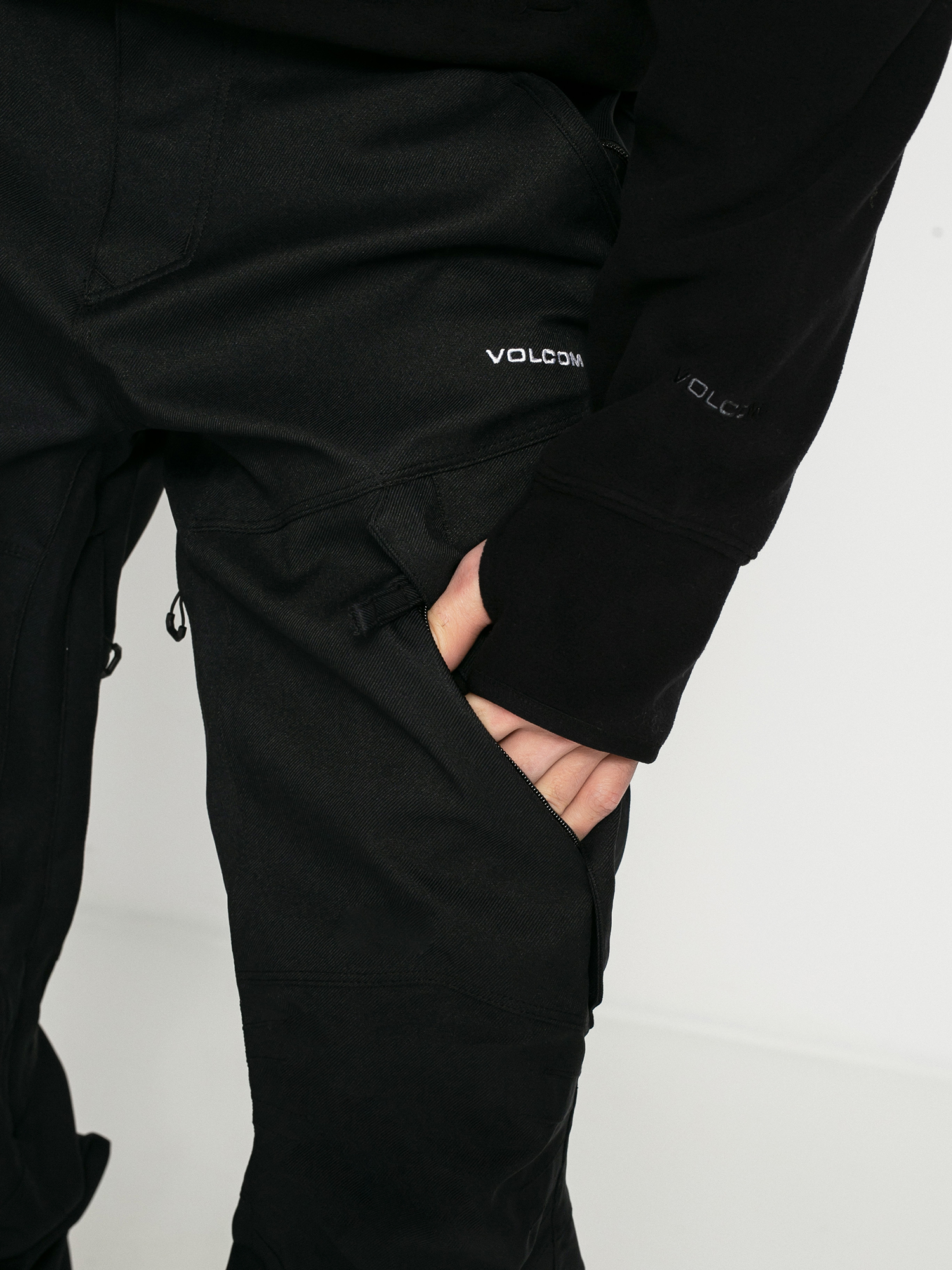 Mens Volcom New Articulated Snowboard pants (black)