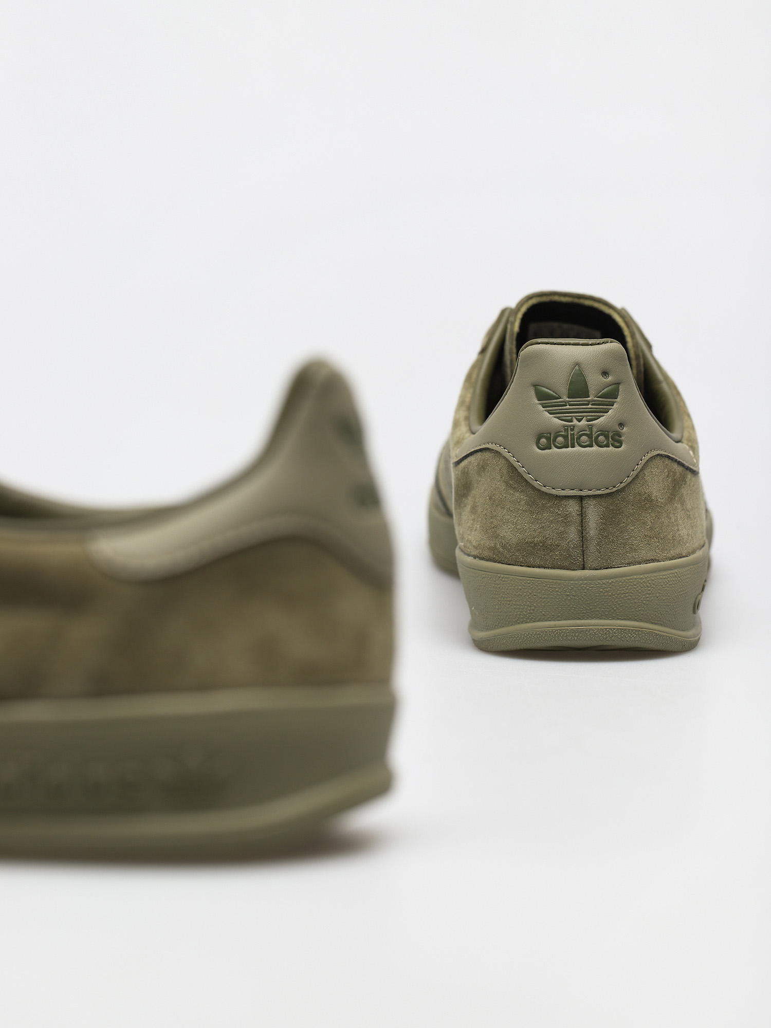 adidas Originals Broomfield Shoes (focoli/orbgrn/goldmt)