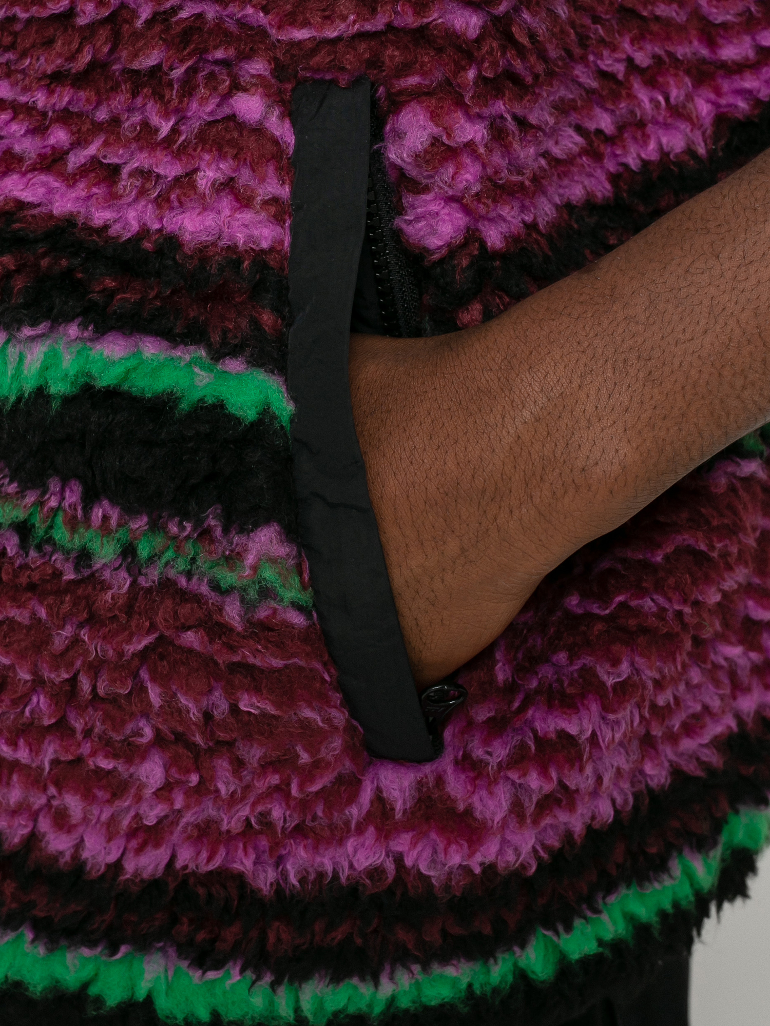 Stussy Striped Sherpa Weste (grape)