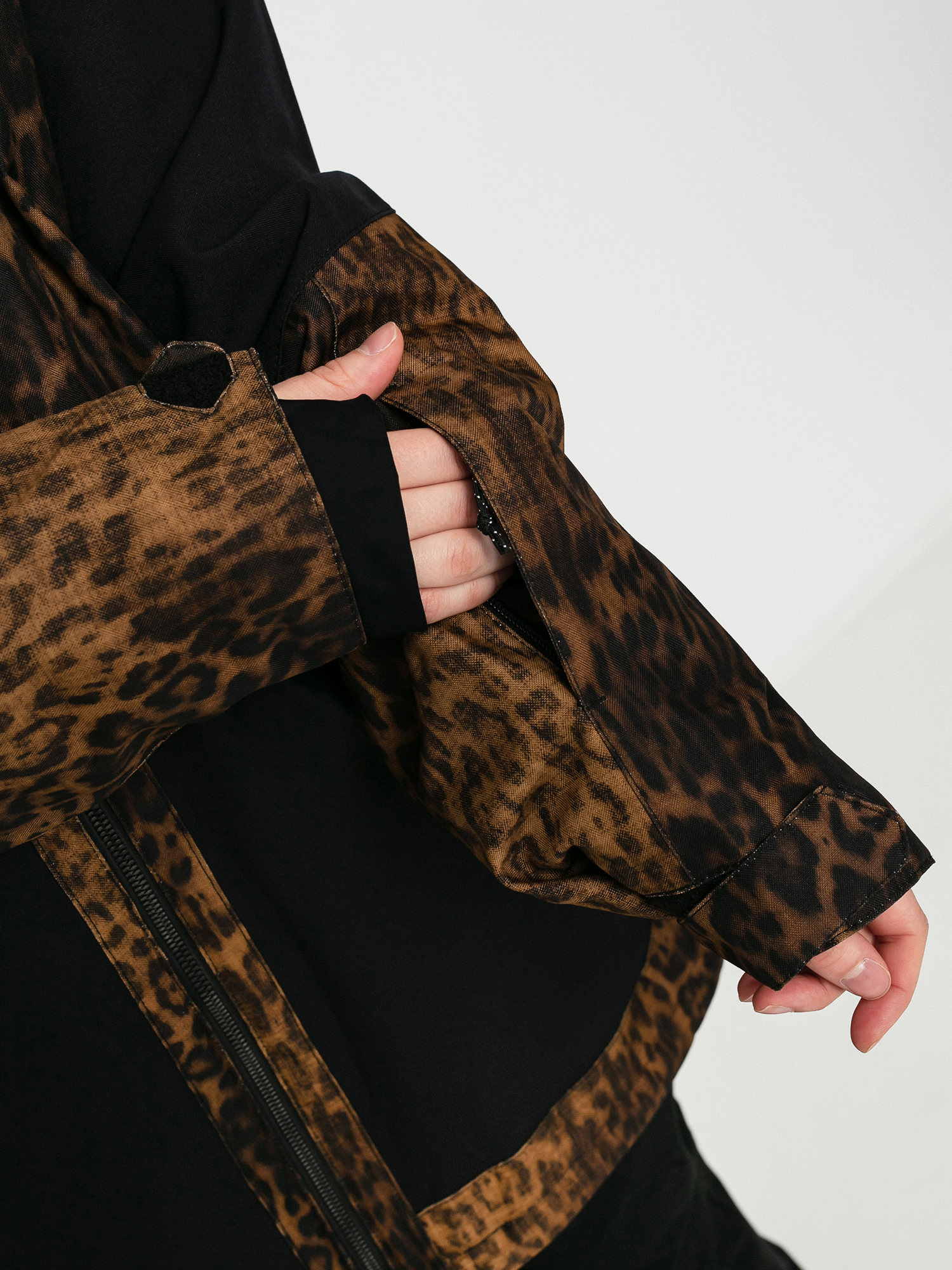 Volcom on sale leopard jacket