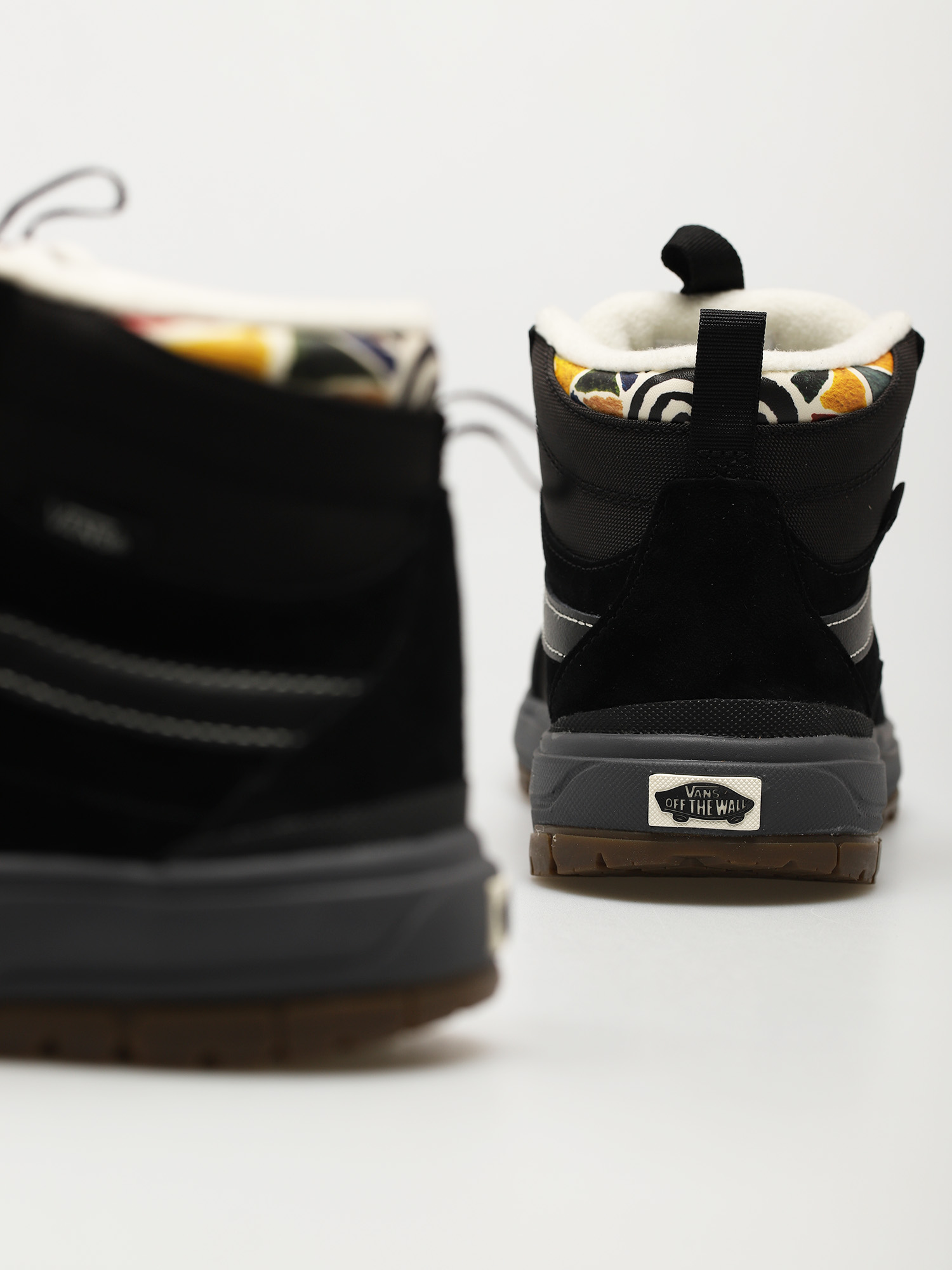 Vans X Hanna Scott Ultrarange Exo Hi MTE 1 Shoes (multi/black)