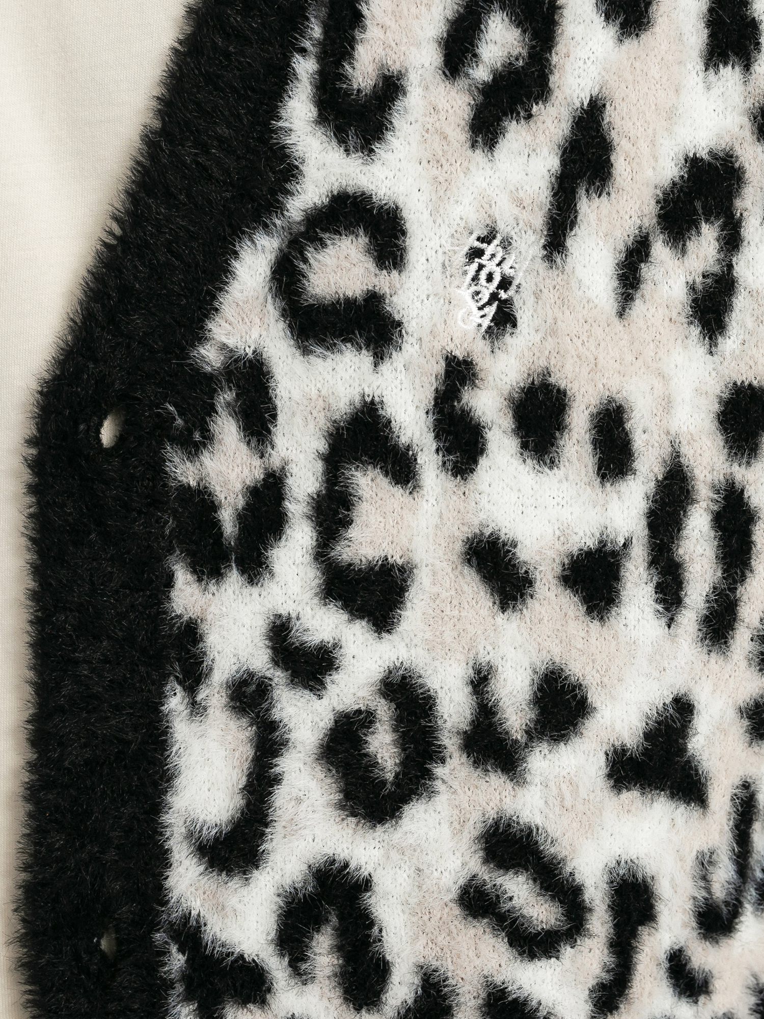 HUF Snow Leopard Cardigan (white)
