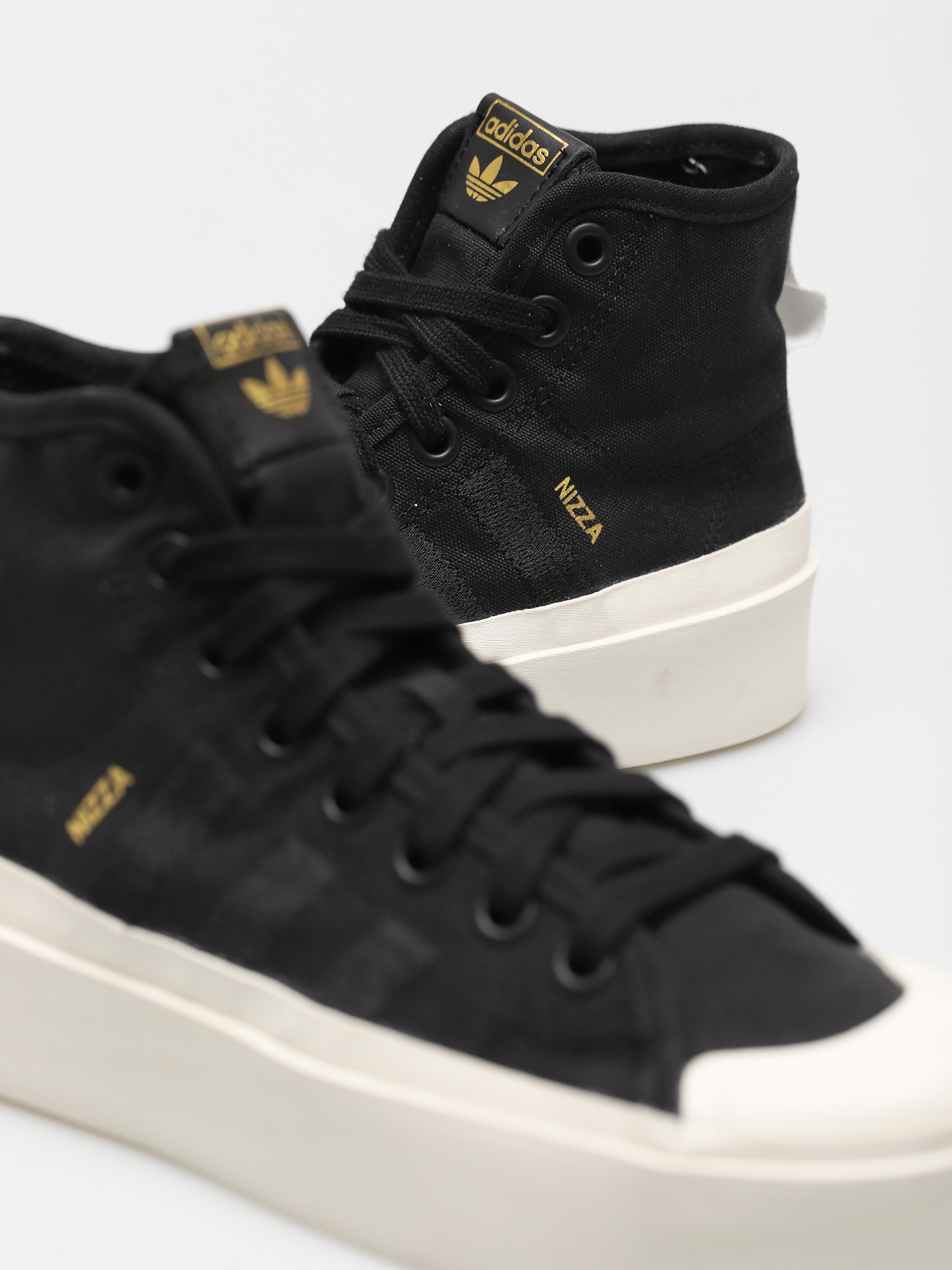 adidas Originals Nizza Bonega Mid Schuhe Wmn (cblack/cblack/ftwwht)