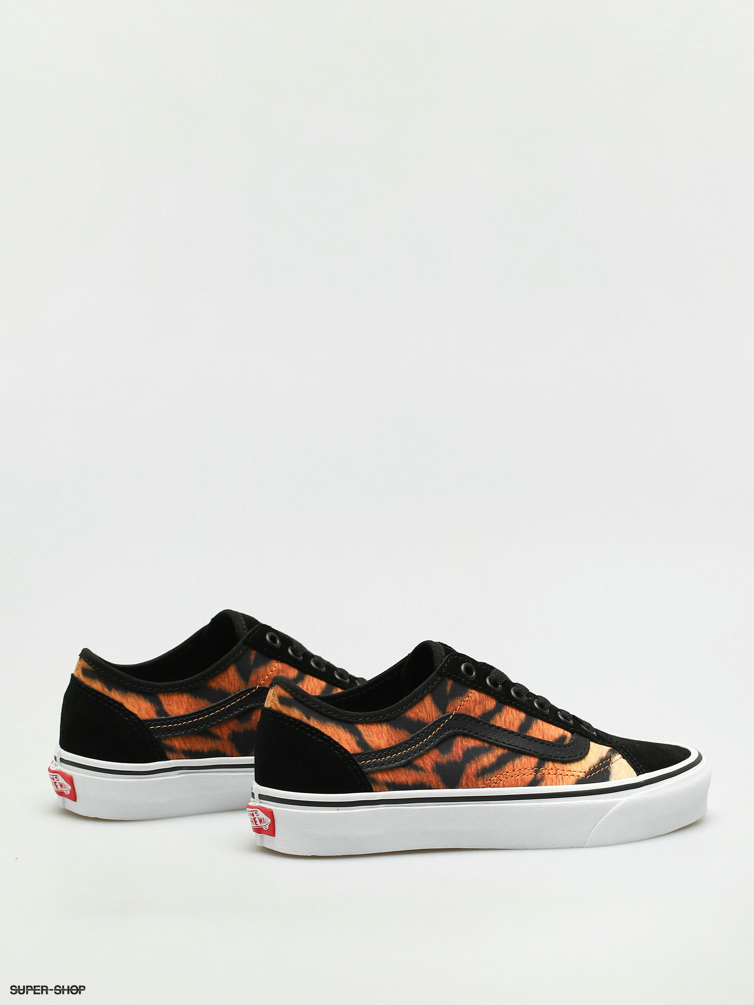 Vans orange sales camo shoes