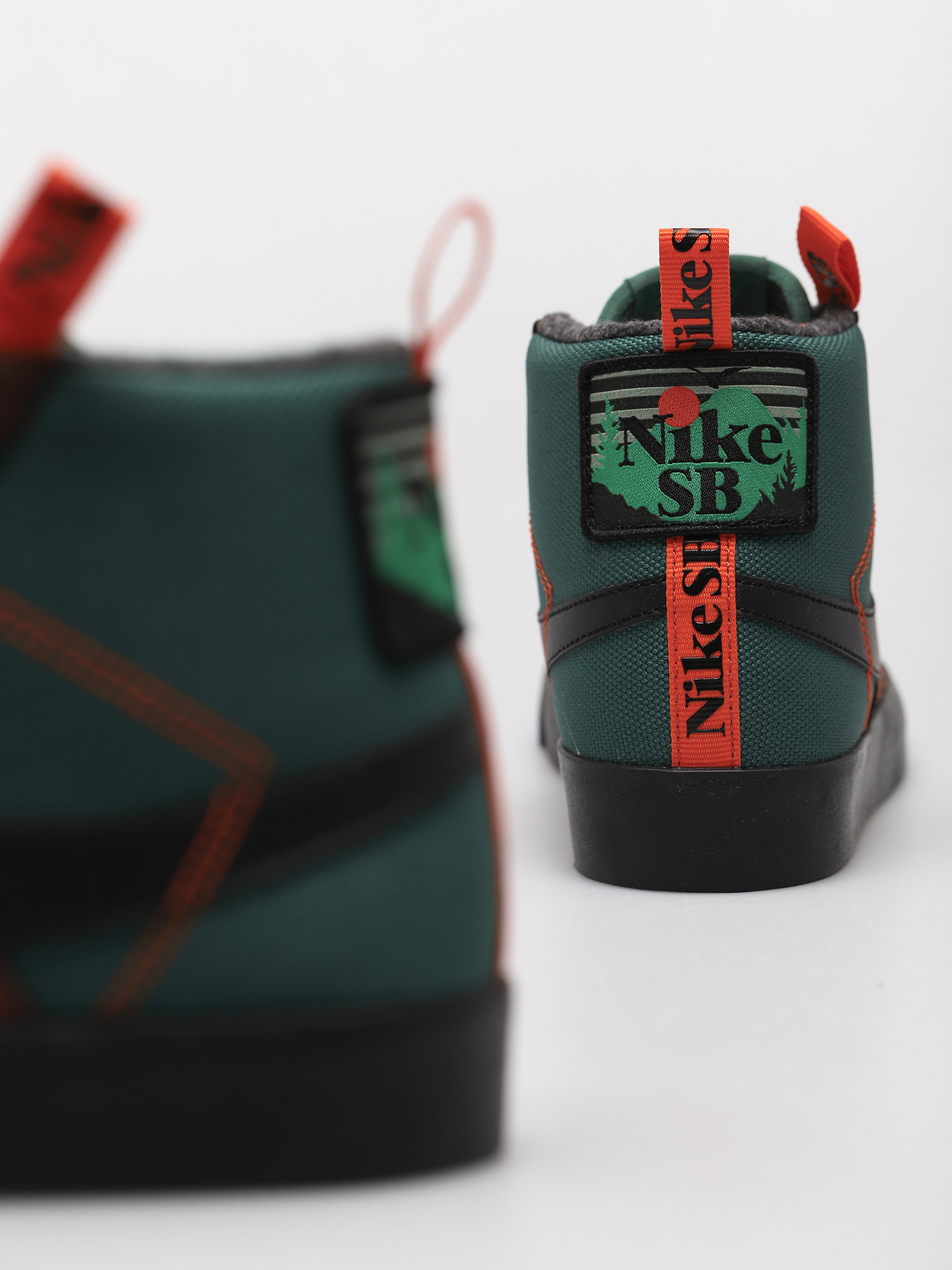 Nike SB Zoom Blazer Mid Premium Shoes (noble green/black white safety orange)