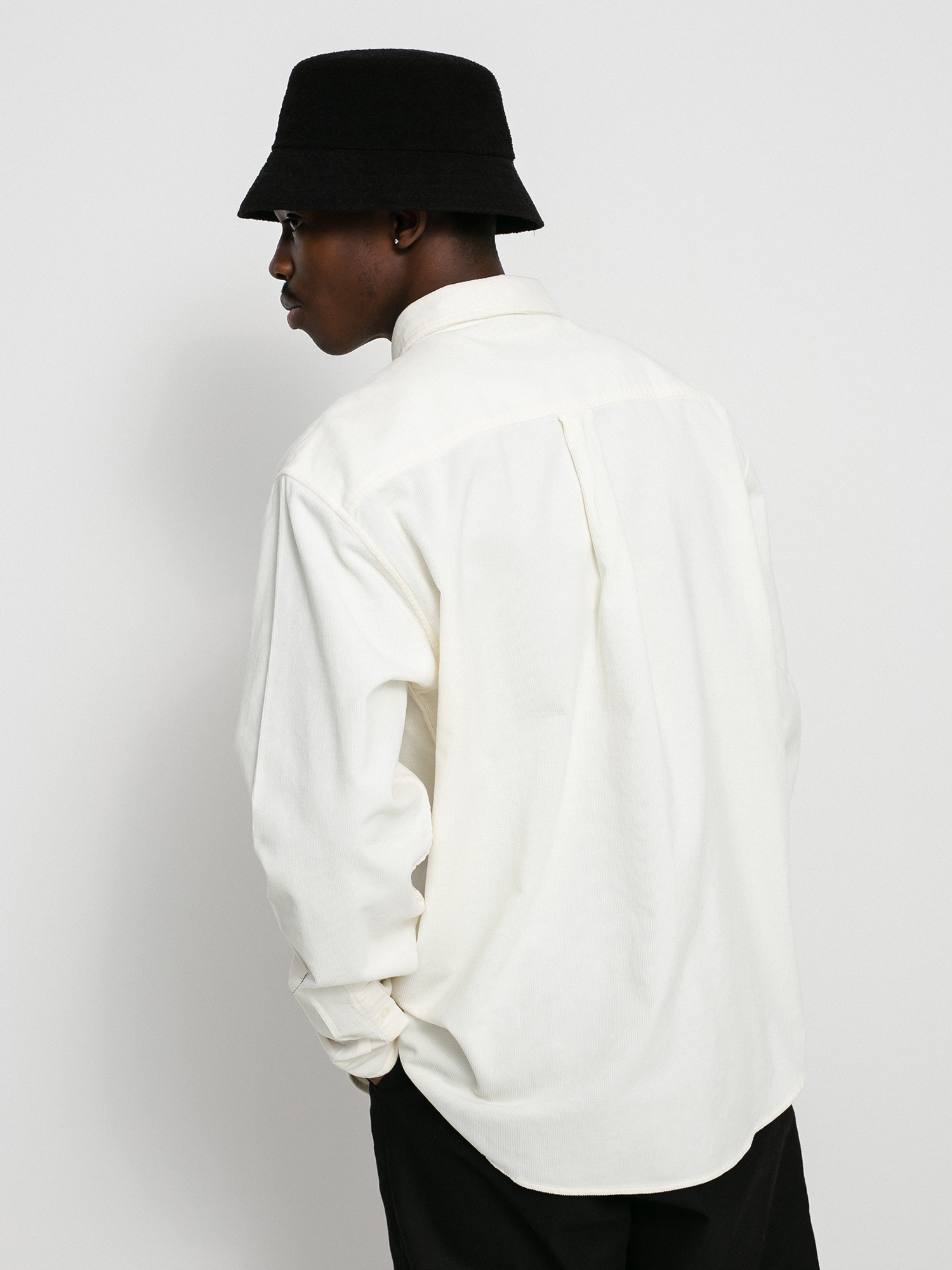 Carhartt WIP Madison Fine Cord Hemd (wax/black)